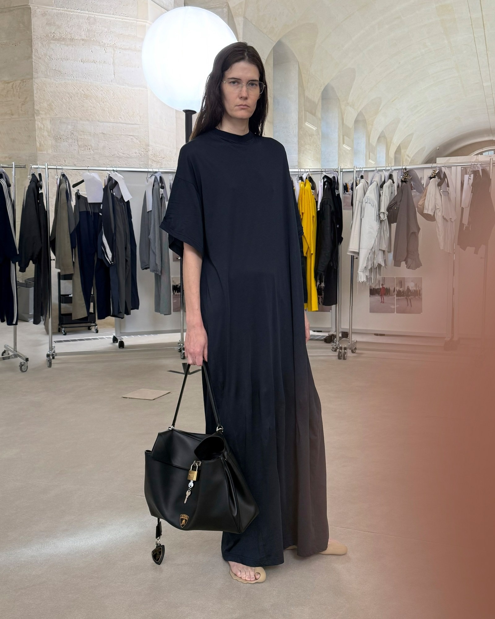 BALENCIAGA_FALL_25_LOOK_1_ELIZA.jpg