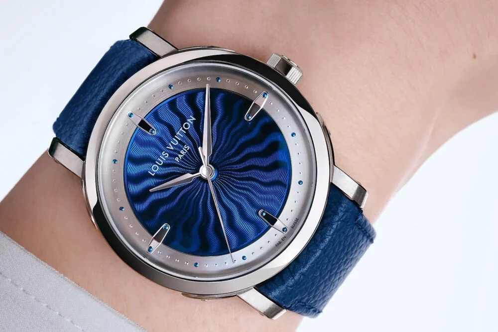 on wrist znews,  dong ho znews,  dong ho tuan qua,  vien soi 1000 USD,  Zach Raven M1,  dong ho vien soi anh 7