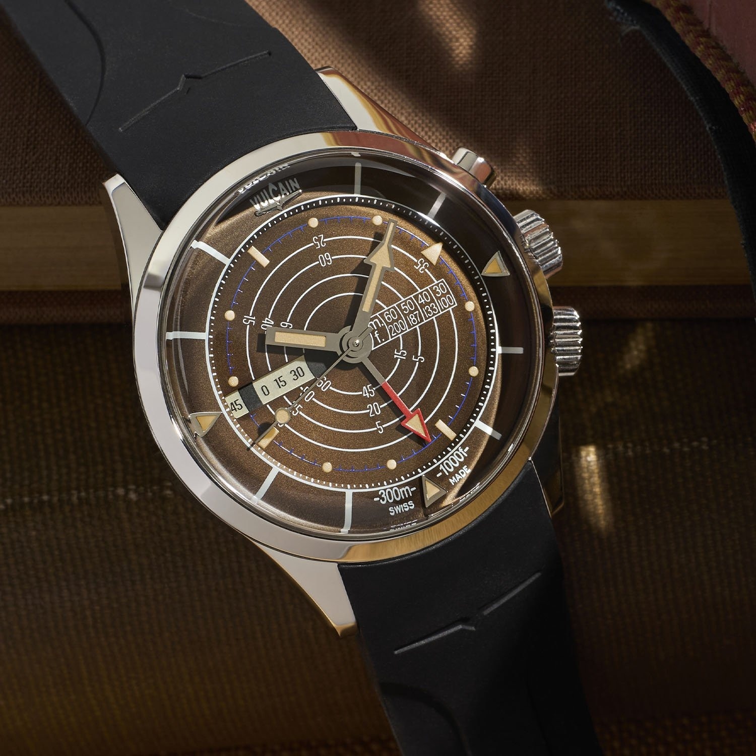 on wrist znews,  dong ho znews,  dong ho tuan qua,  vien soi 1000 USD,  Zach Raven M1,  dong ho vien soi anh 9