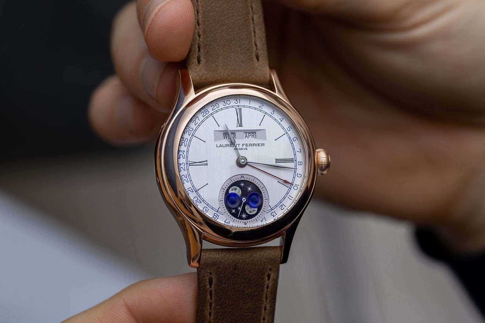 Laurent_Ferrier_Classic_Moon_Wat_1.jpg