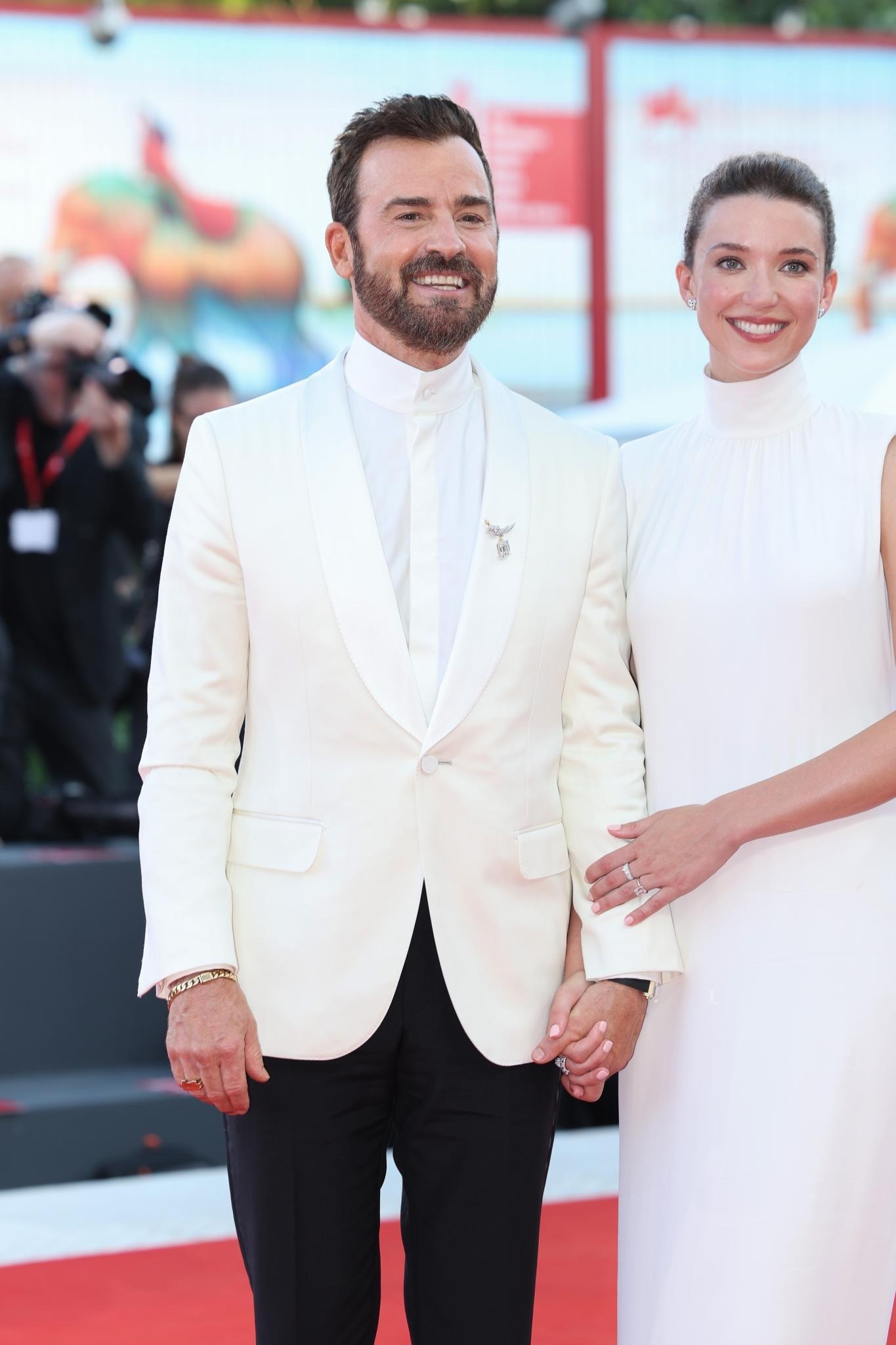 justin_theroux_nicole_brydon_blo.jpg