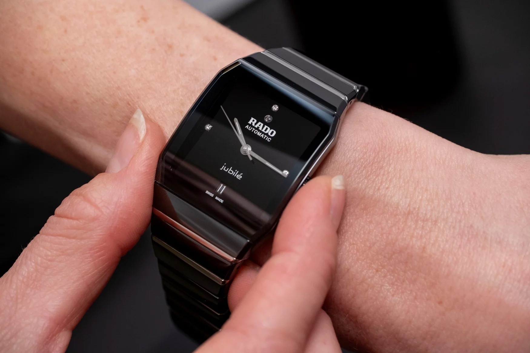 rado_anatom_on_wrist.jpg.jpg