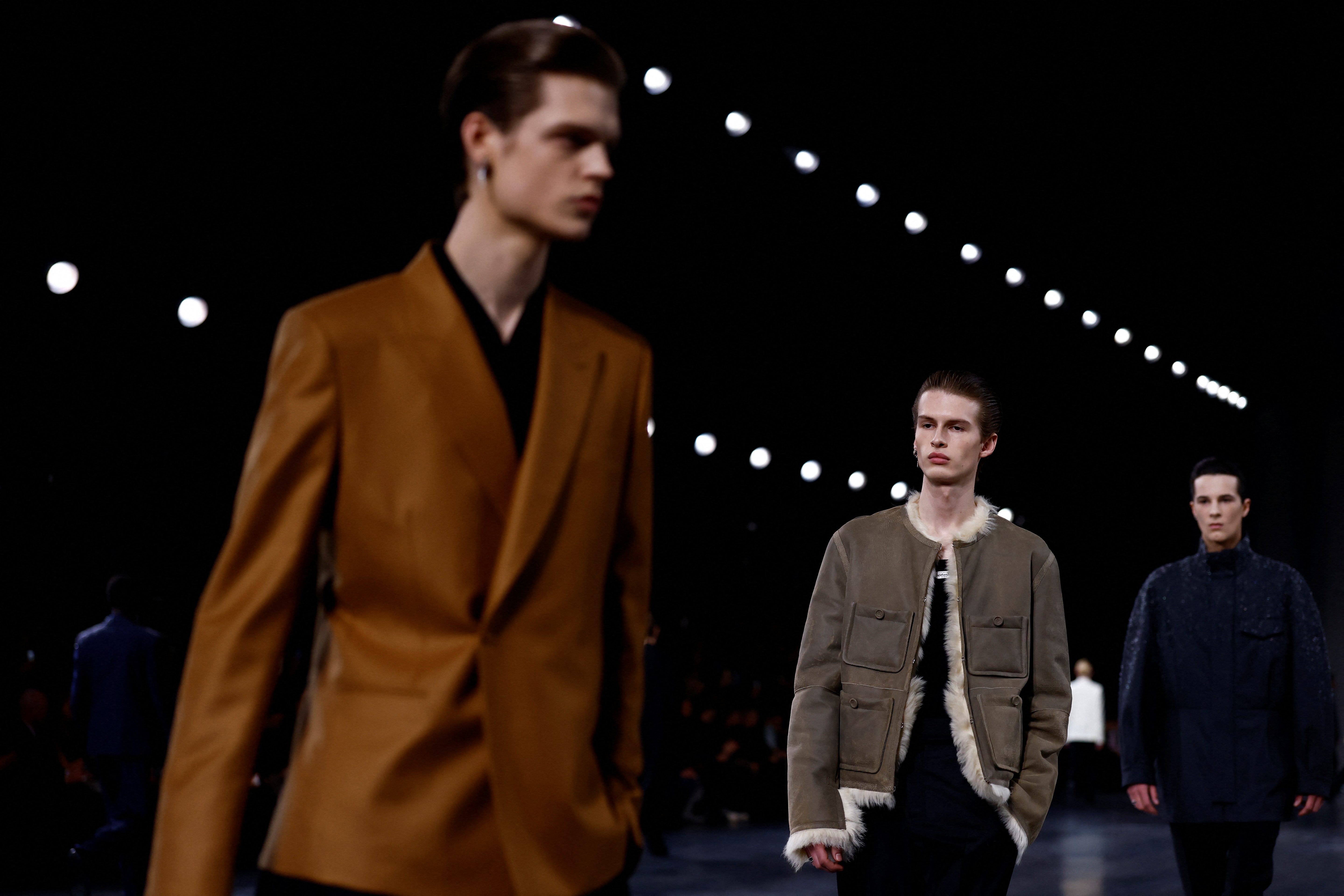 2025_01_24T144856Z_106354008_RC2EGCAW9QQD_RTRMADP_3_FASHION_PARIS_MENSWEAR_DIOR.JPG