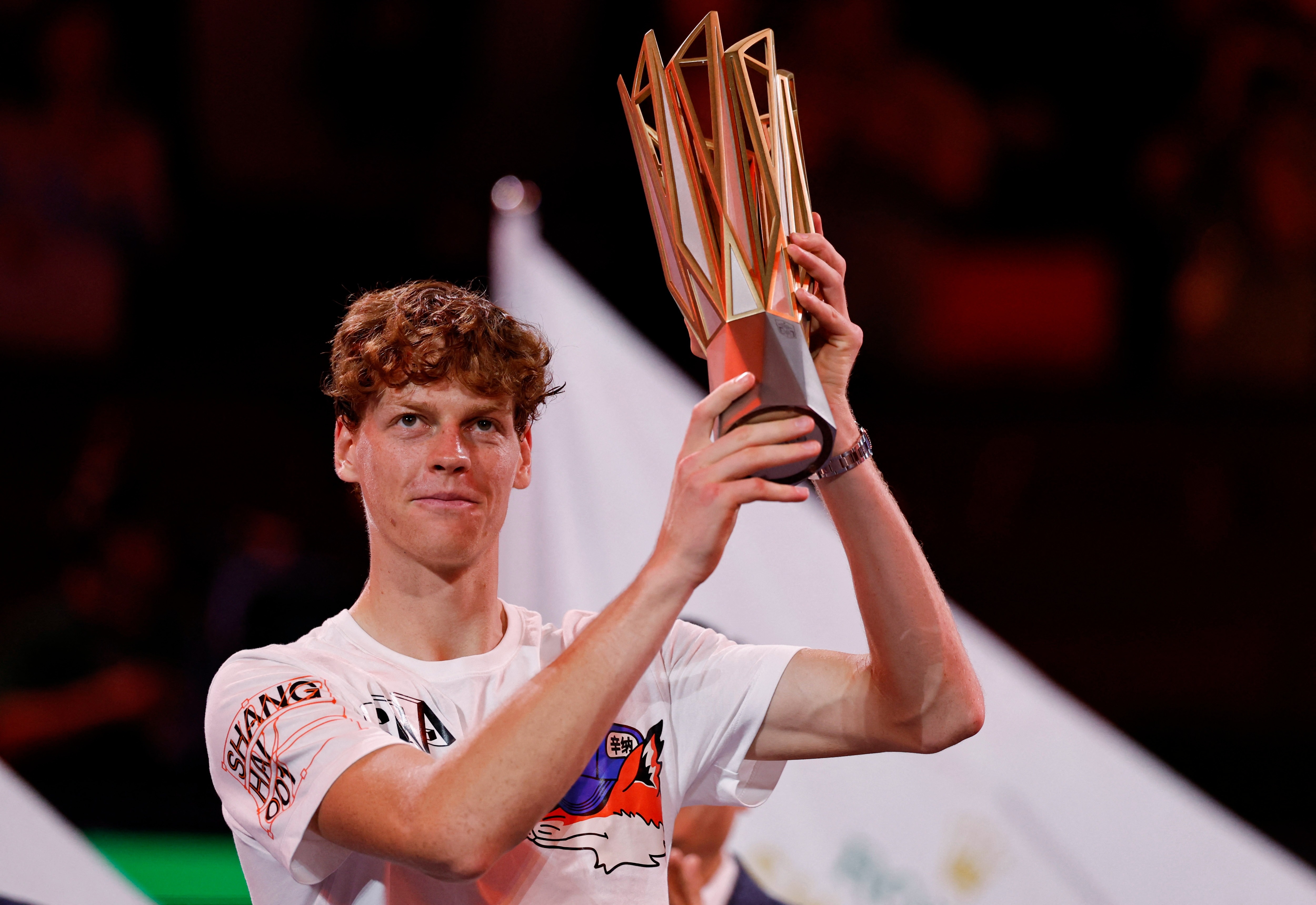 Jannik Sinner,  Jannik Sinner rolex,  tay vot Jannik Sinner,  dong ho Jannik Sinner,  vo dich Australian Open anh 5