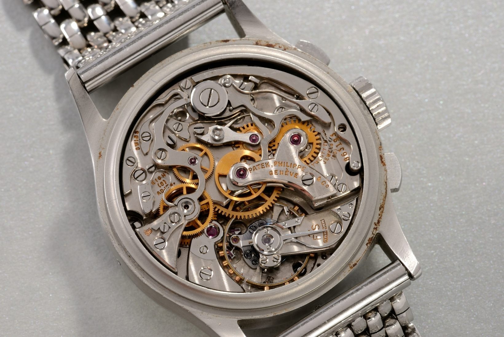  Đồng hồ Patek Philippe