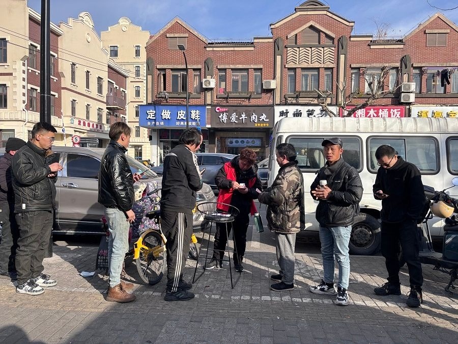 lao dong thoi vu,  lam cong theo ngay,  viec lam trung quoc,  khan hiem viec lam,  that nghiep anh 1