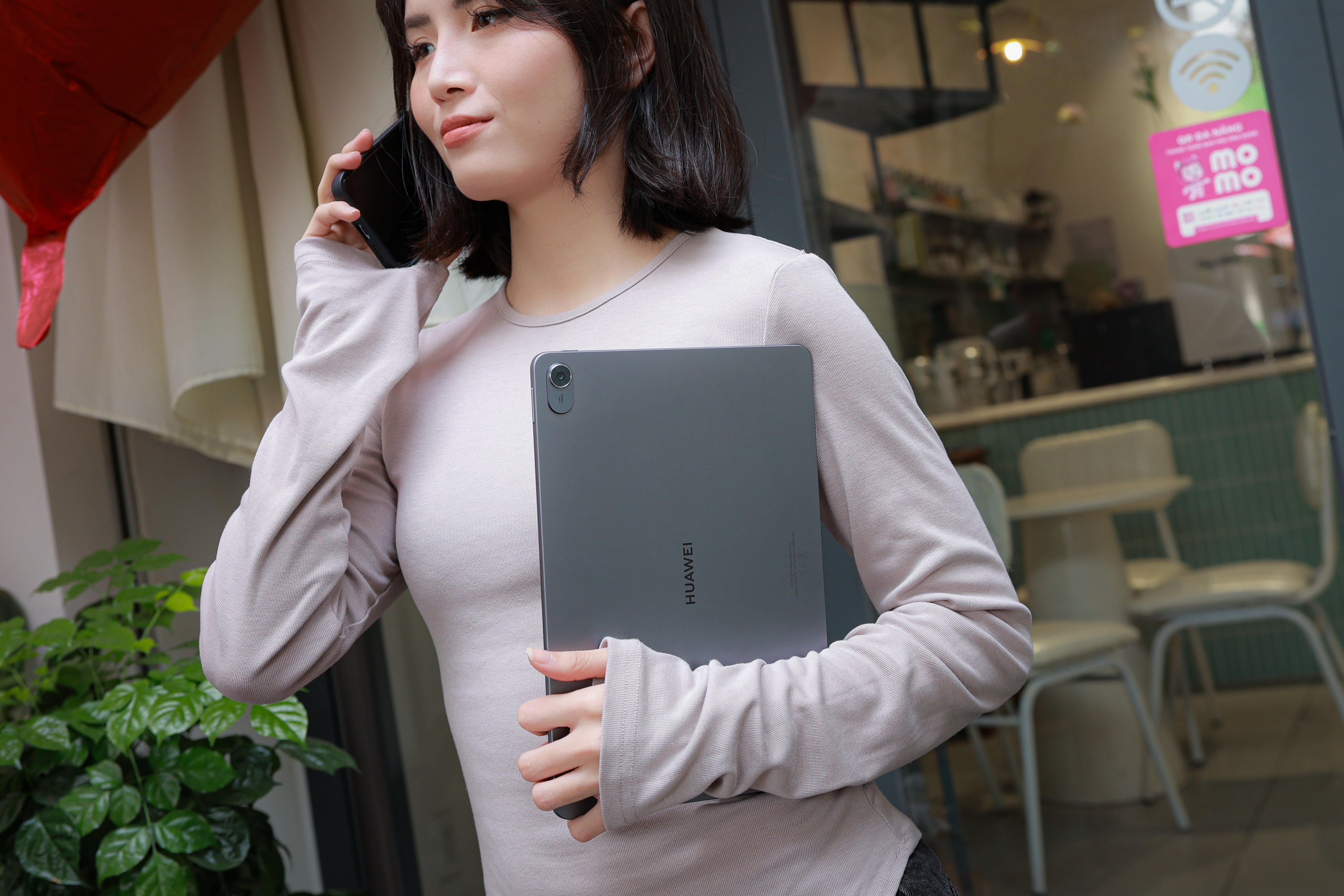 nhan su tre,  nhan su di lam,  van phong, anh 2