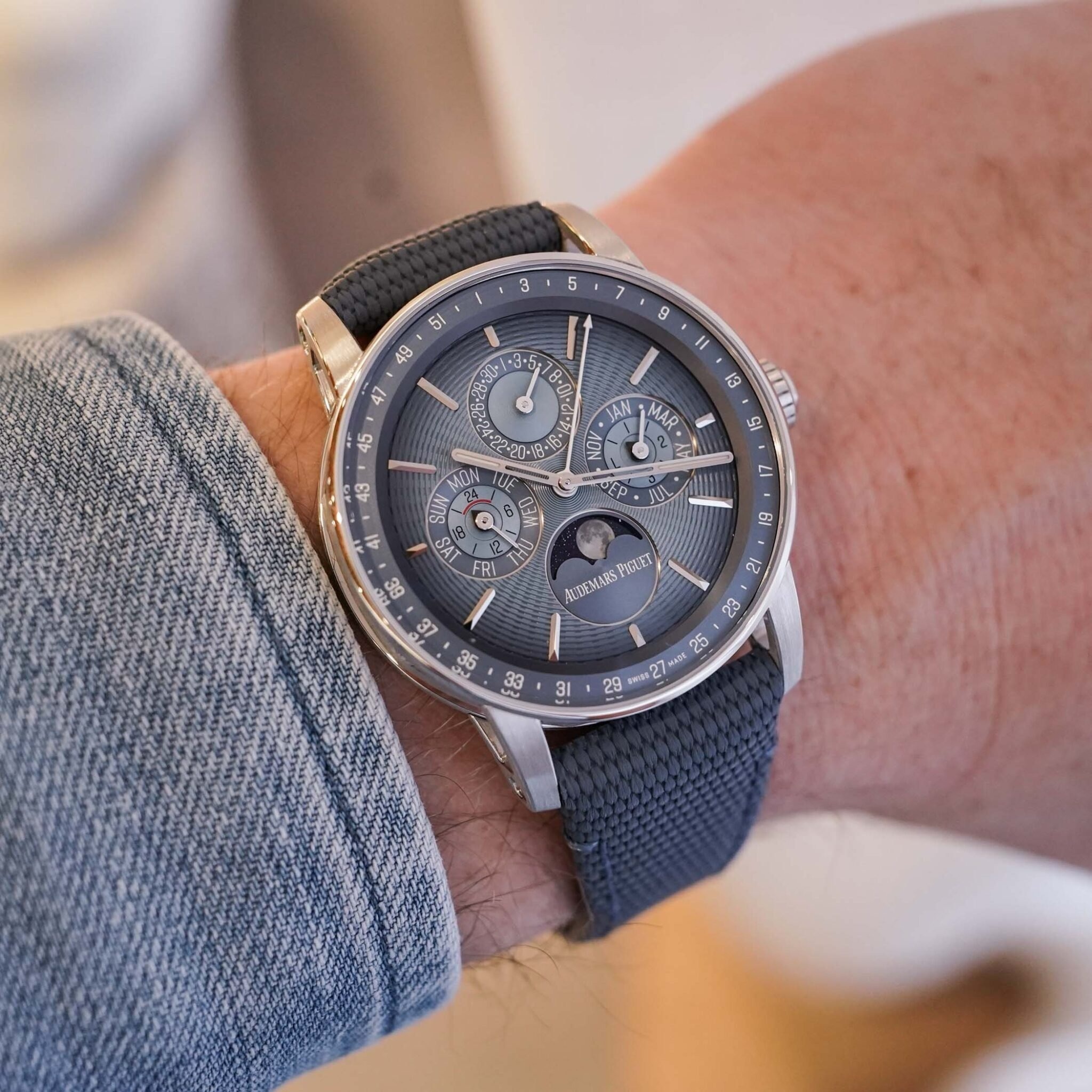 Audemars_Piguet_Code_11.59_Perpe_1_.jpg