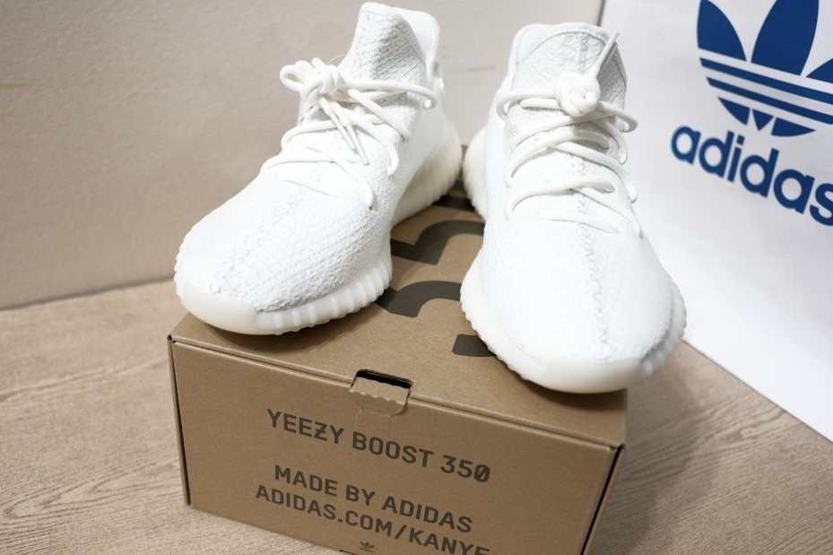 adidas chinh thuc 'chia tay' Yeezy va Kanye West hinh anh