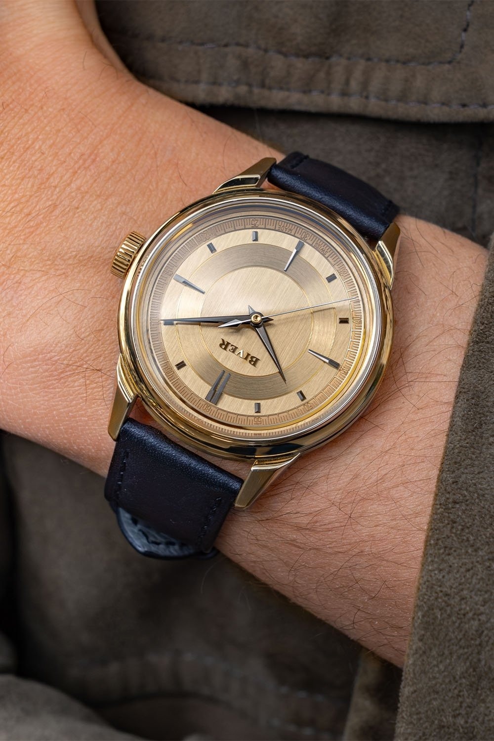 Biver_Automatique_Yellow_Gold_an_2_.jpg