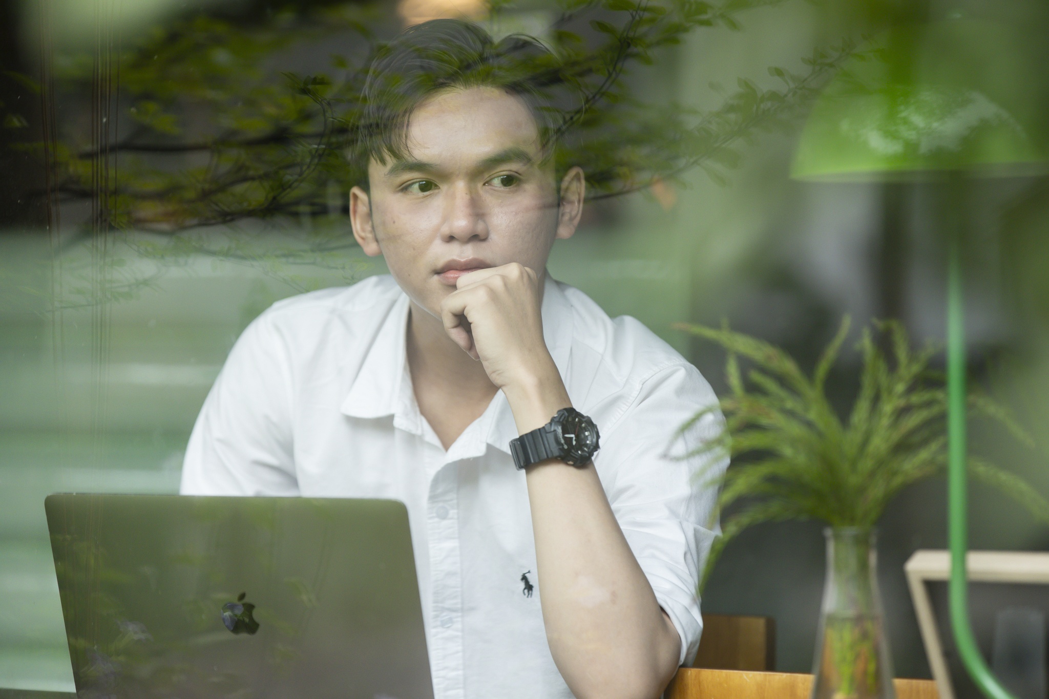 Nguoi tre TP.HCM lam 2-3 cong viec, mong 'mua dut' nha truoc tuoi 30 hinh anh
