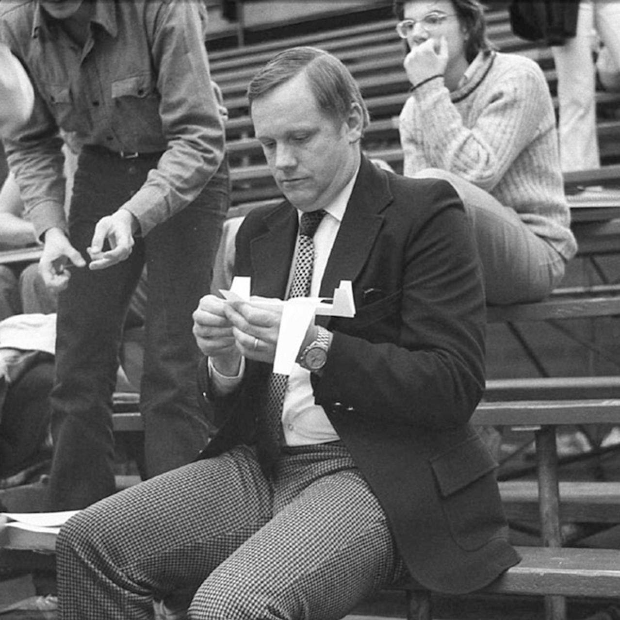 1974_Armstrong_gold_BA145022.jpg