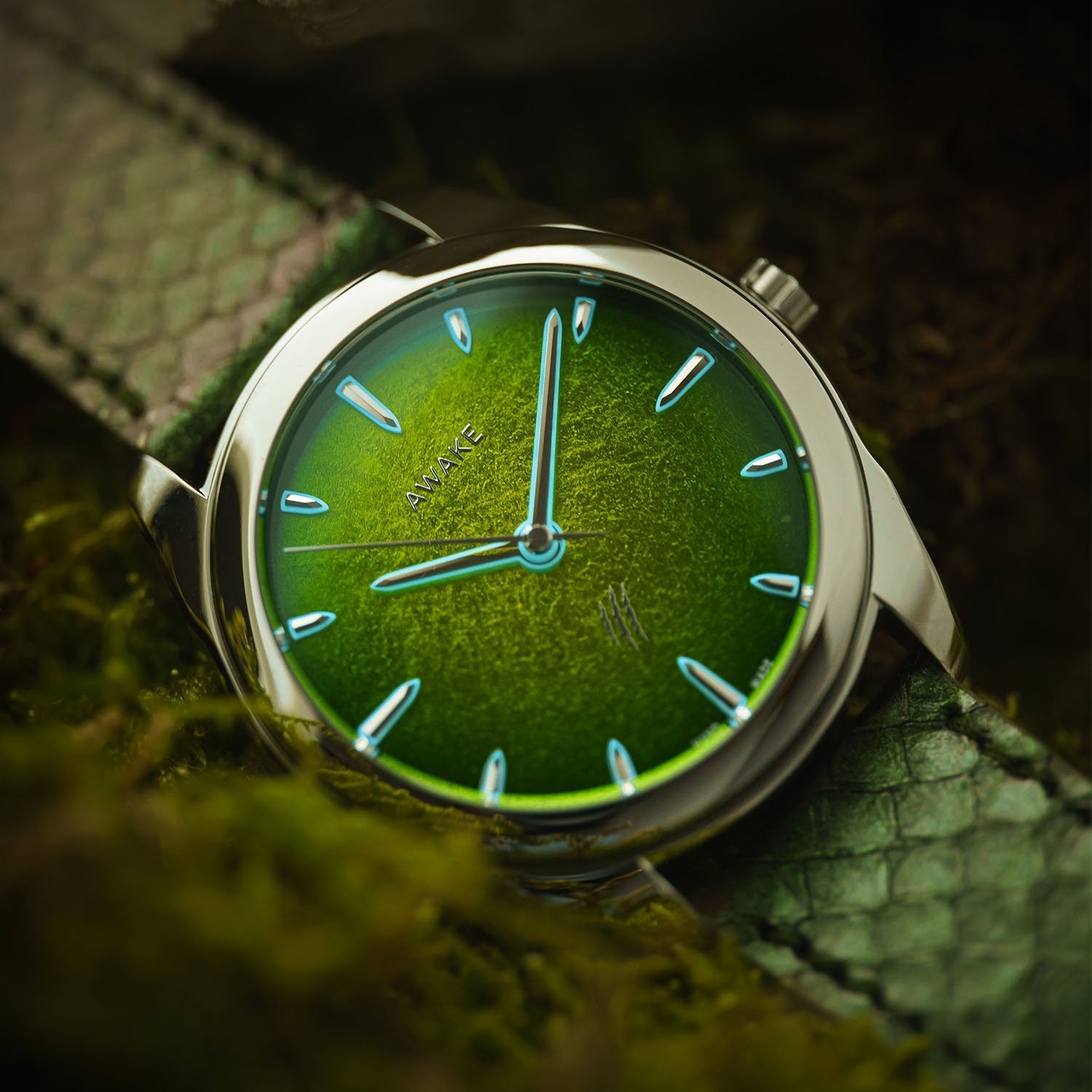 Awake_Son_Mai_Silver_Leaf_Jurass.jpg