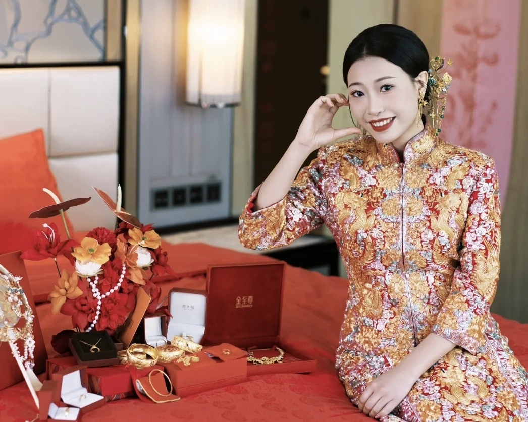 gia vang the gioi,  gia vang hom nay,  trang suc cuoi,  trang suc vang,  trang suc co dau,  gia vang tang,  thue vang cuoi,  xu huong thue vang,  dam cuoi trung quoc,  thue vang dam cuoi, anh 2
