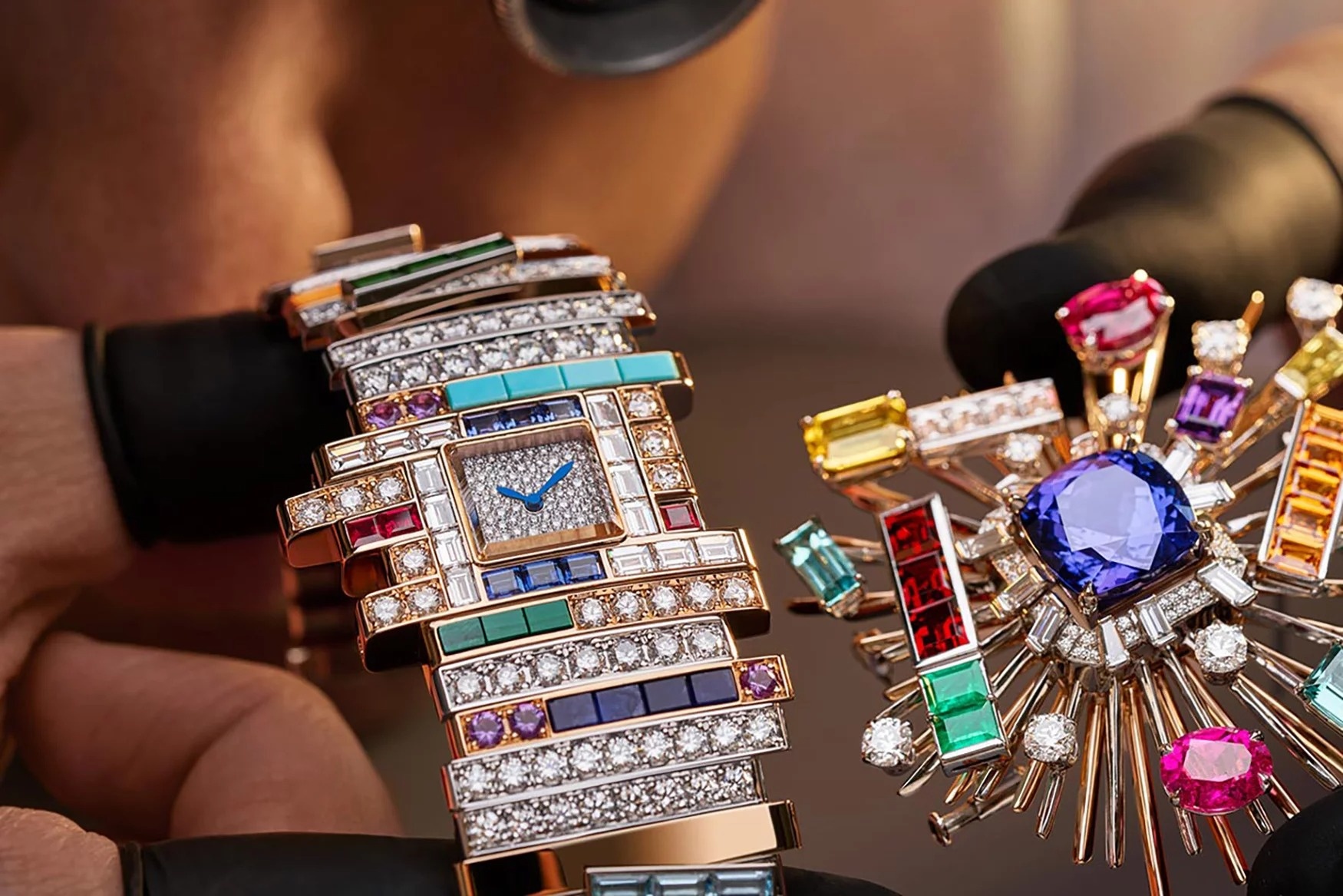 On Wrist,  On Wrist znews,  dong ho On Wrist,  dong ho lo co,  dong ho tuan,  McGonigle Ogma,  TAG Heuer,  dong ho chay hang anh 9