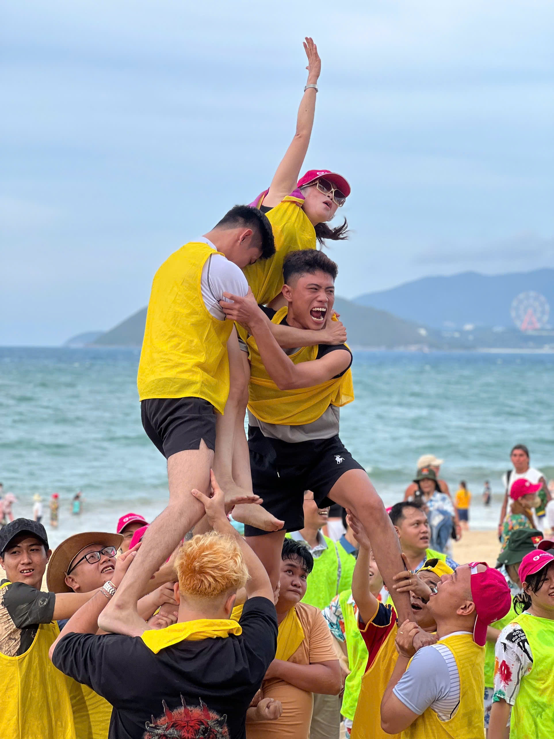 team building, nhan su team building, to chuc team building, ke hoach team building, team building cong ty, kho khan team building, y tuong team building, nhan vien khong tham gia, du lich cong ty, team building da the he, xung dot the he, phong nhan su, gala dinner cong ty, cong ty cong nghe, hanh chinh nhan su, chieu long nhan vien, team building doanh nghiep, du lich noi bo, dia diem team building, team building ha noi, don vi lu hanh, thiet ke chuong trinh, chi phi team building, ngan sach han che, truong phong nhan su, team building ca nhan hoa anh 3