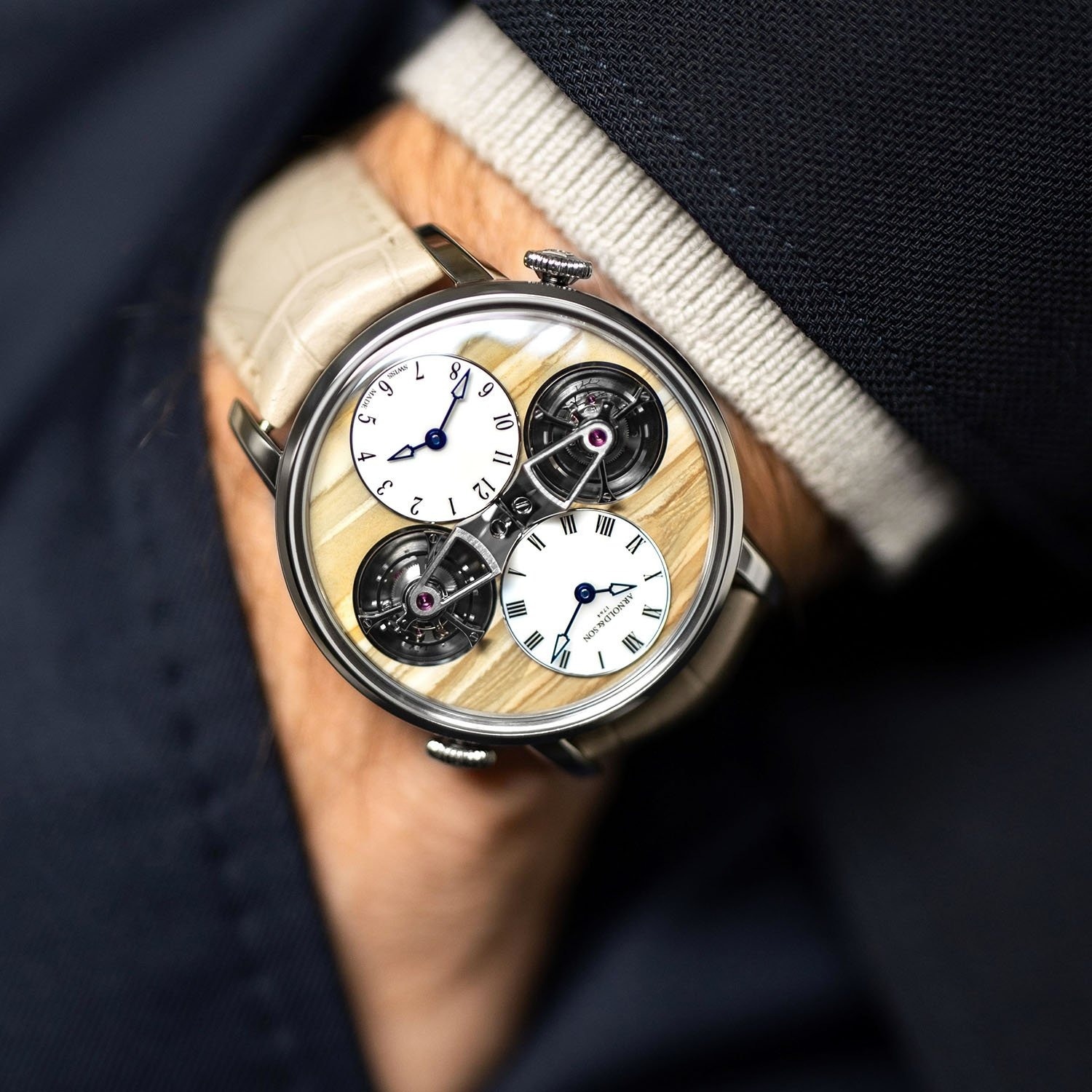 dong ho tuan,  dong ho znews anh 3