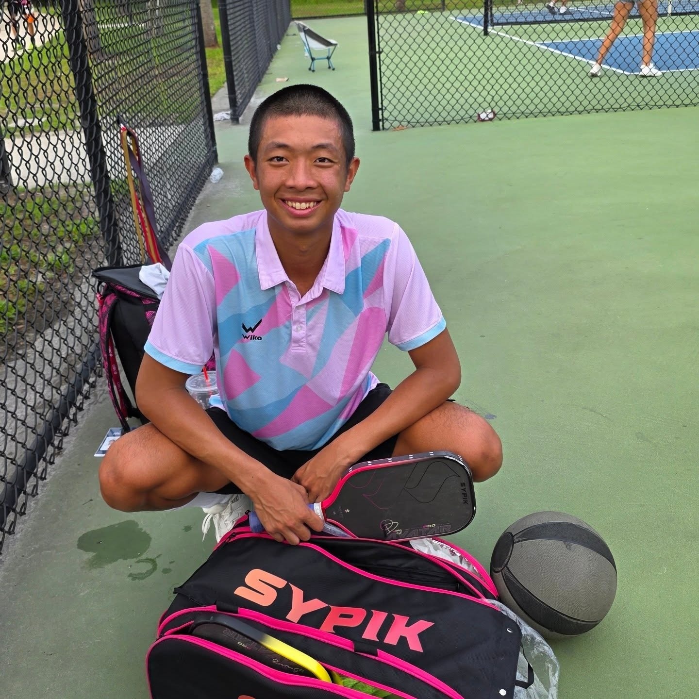 Quang Duong bi phat,  nguoi My goc Viet,  pickleball,  than dong pickleball,  tay vot pickleball,  vdv pickleball,  quang duong bi phat anh 2