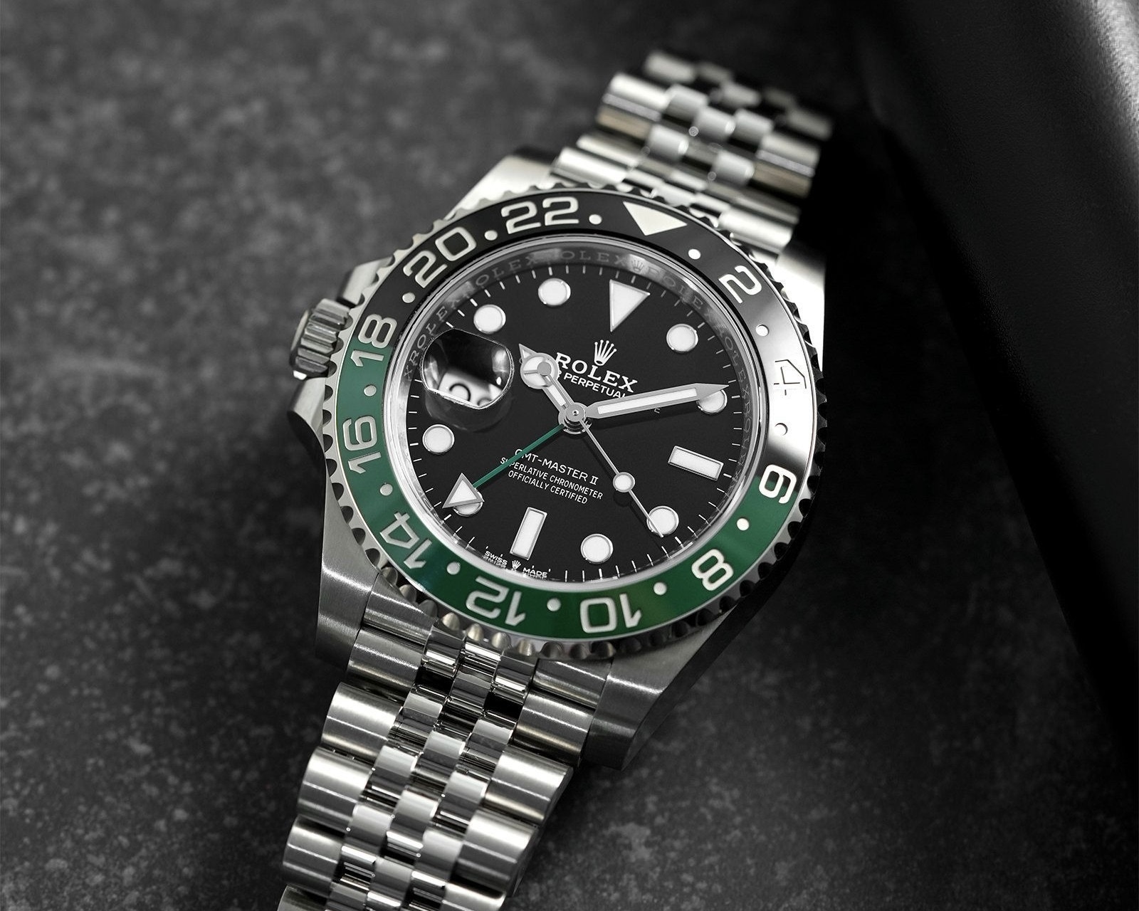 rolex_gmt_master_ii_126720vtnr_b_1.jpeg