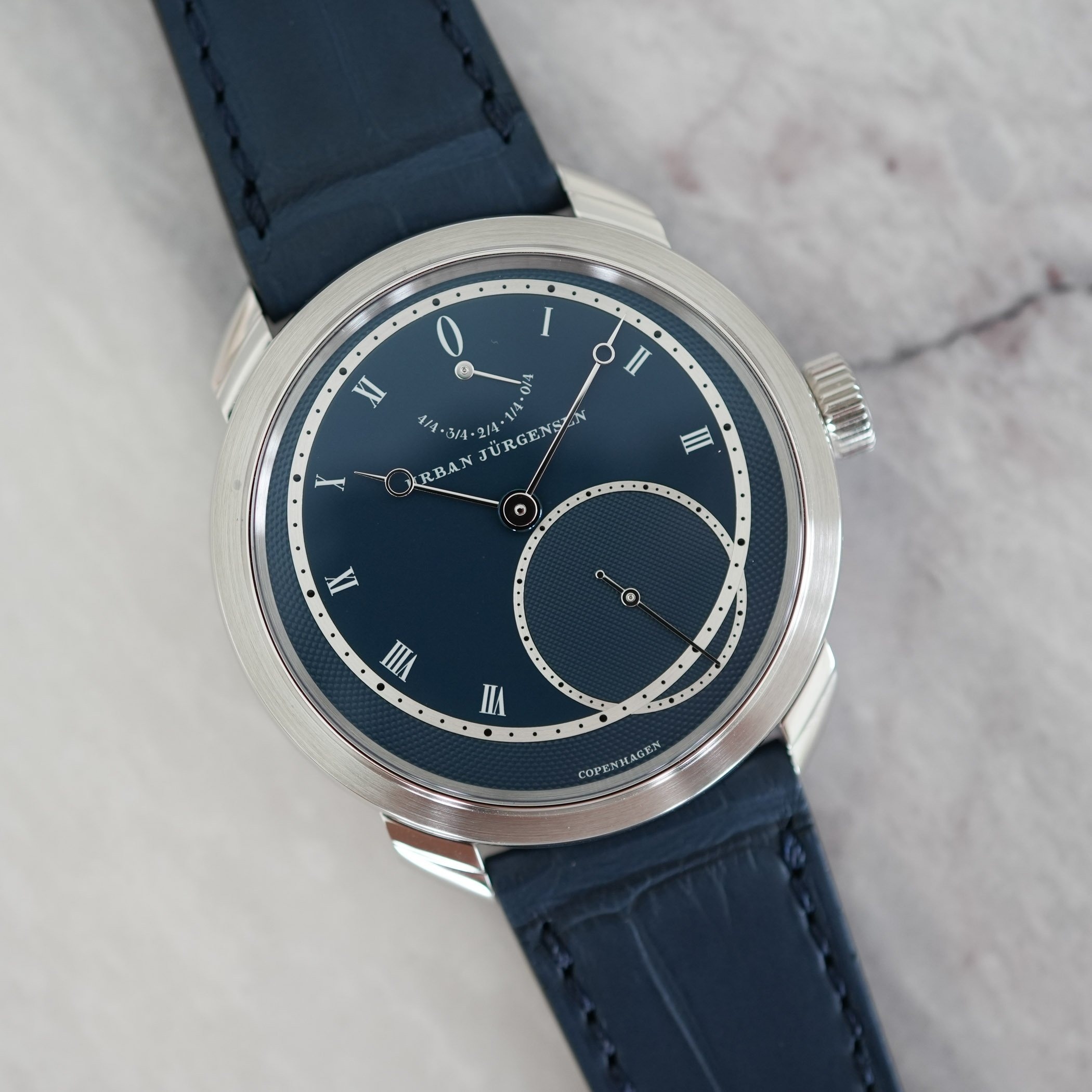 Urban_Jurgensen_UJ_2_Three_Hand.jpg