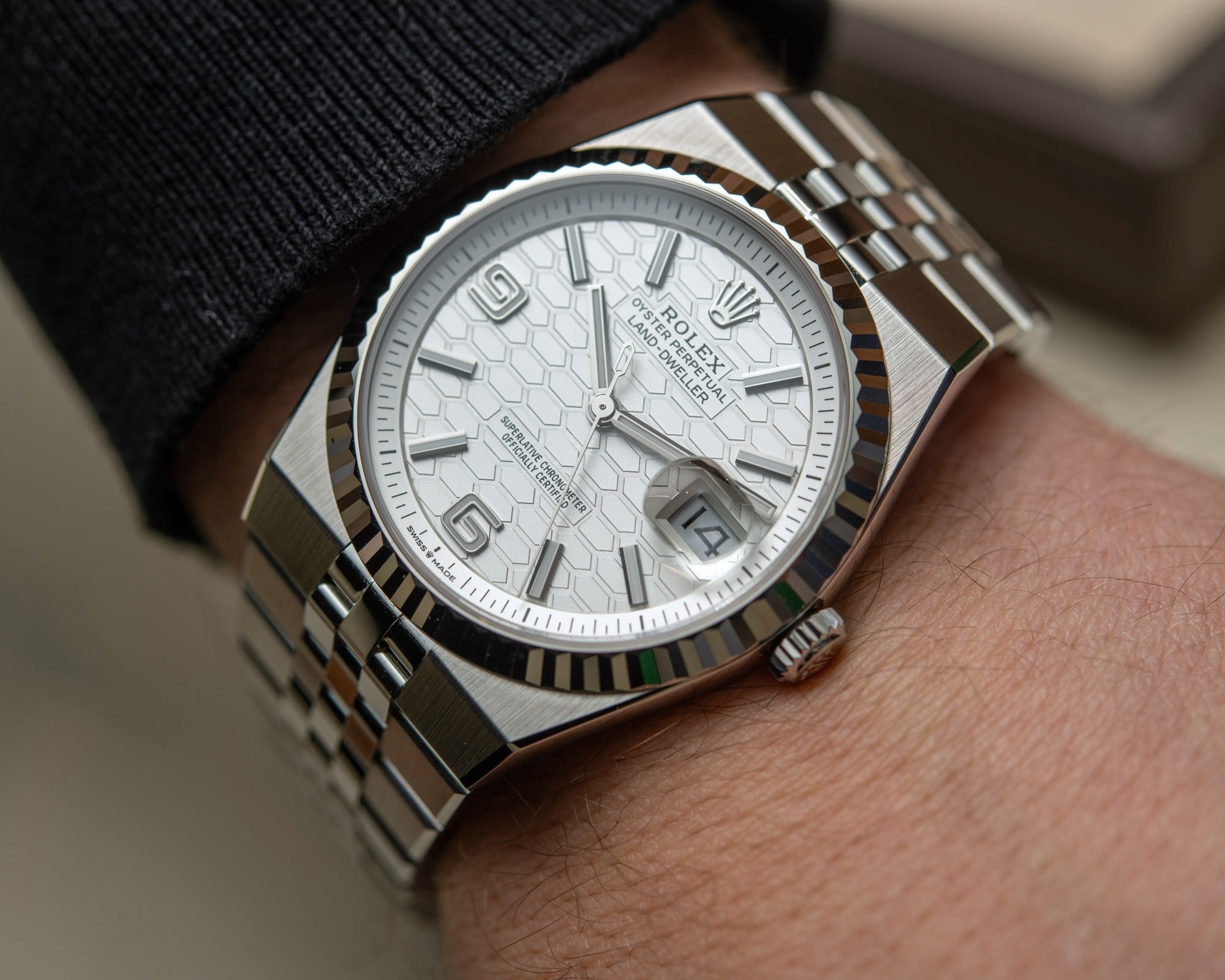Rolex_Land_Dweller_40_40mm_12733.jpg