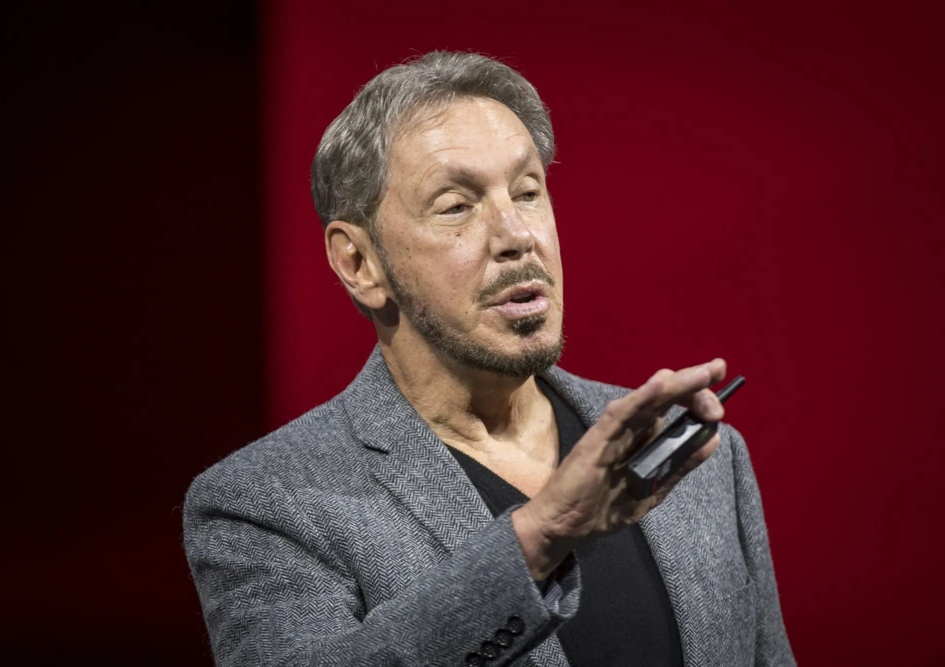 Mark Zuckerberg mat vi tri giau thu hai the gioi vao tay ai? hinh anh