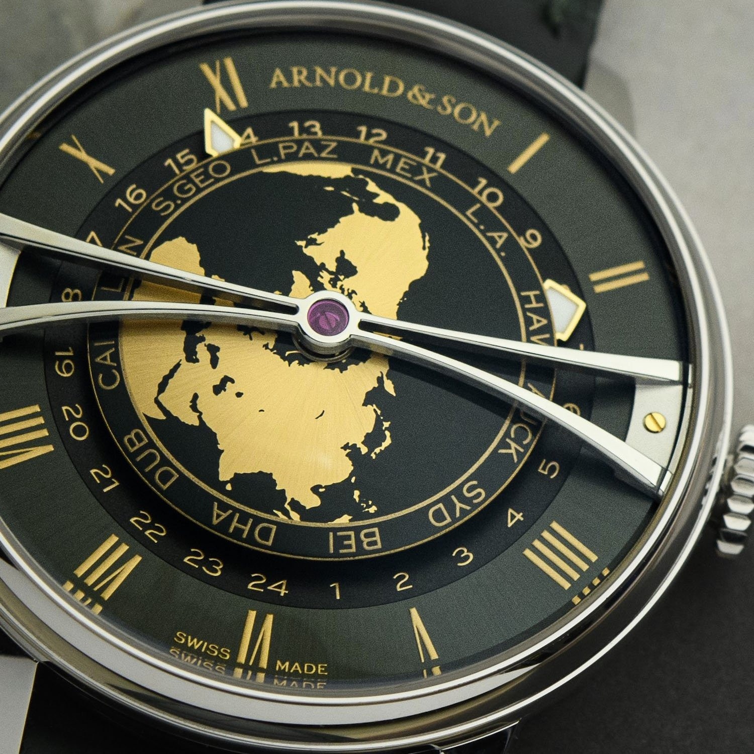 Arnold_and_Son_Globetrotter_42_S_1_.jpg