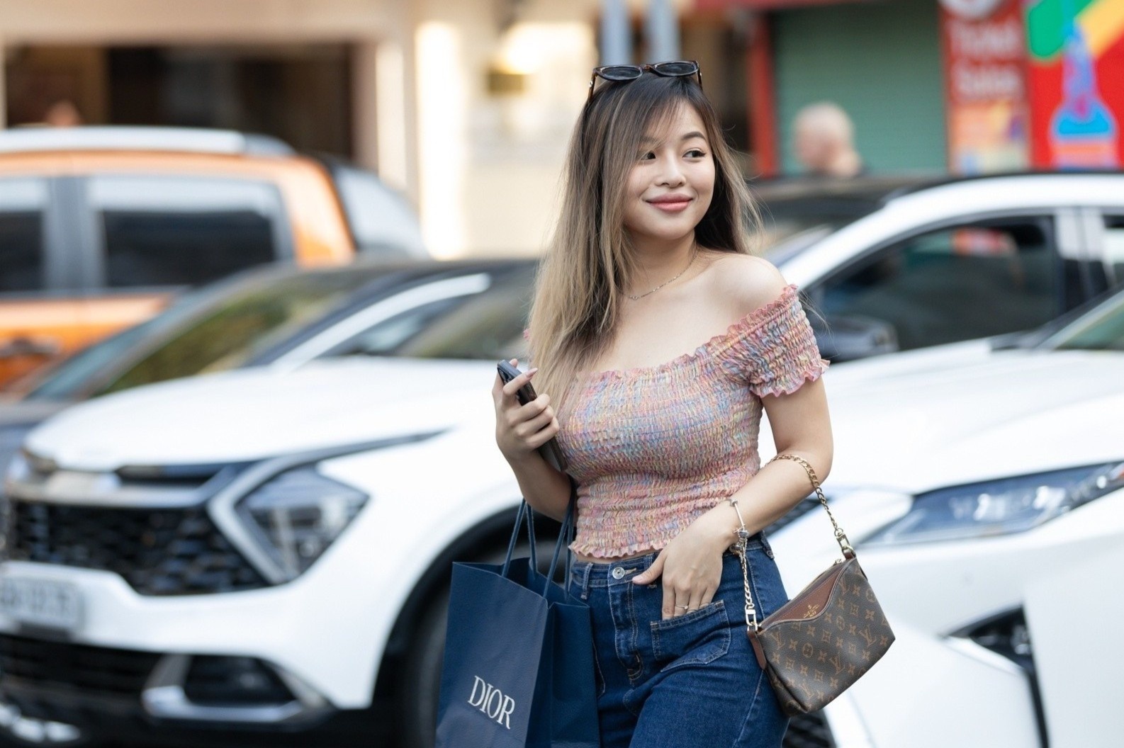 'Chia phe' truoc lua chon xe xang hay xe dien hinh anh