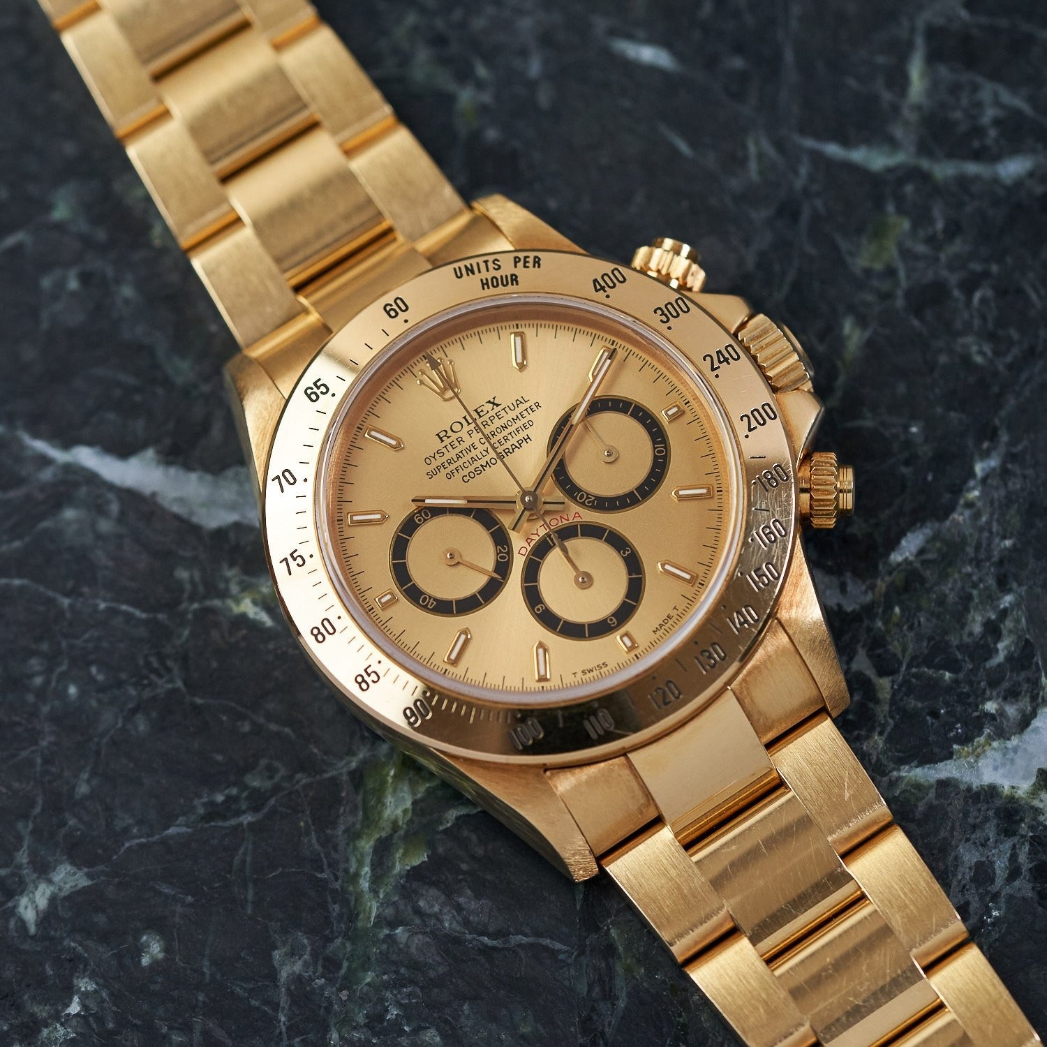Rolex Daytona vang,  hang xom tang Rolex,  gia Rolex 16528,  dong ho Rolex co,  Daytona 1996,  qua tang gia tri anh 1