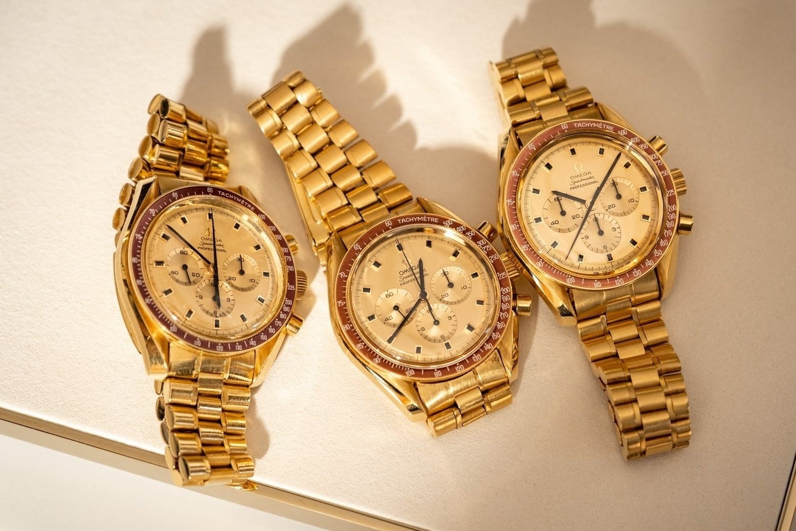Richard_Nixon_gold_Speedmaster_1_1.jpg