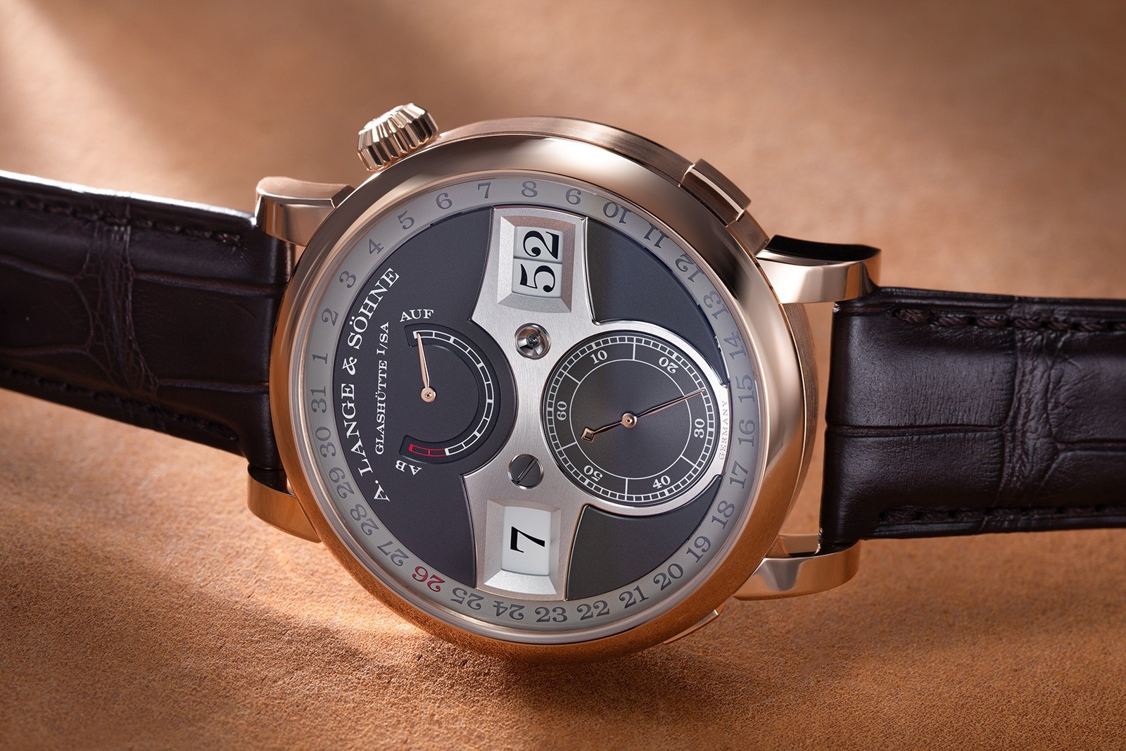 A._Lange_Sohne_Zeitwerk_Date_Pin.jpg