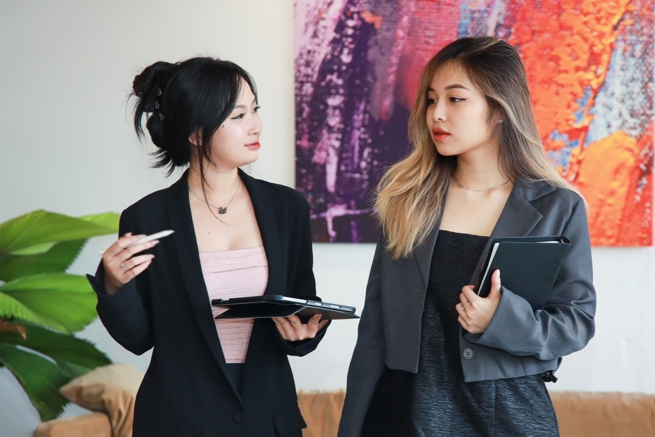 Giam doc nhan su HSBC: 'Ky nang AI la tam ve vao thi truong lao dong' hinh anh