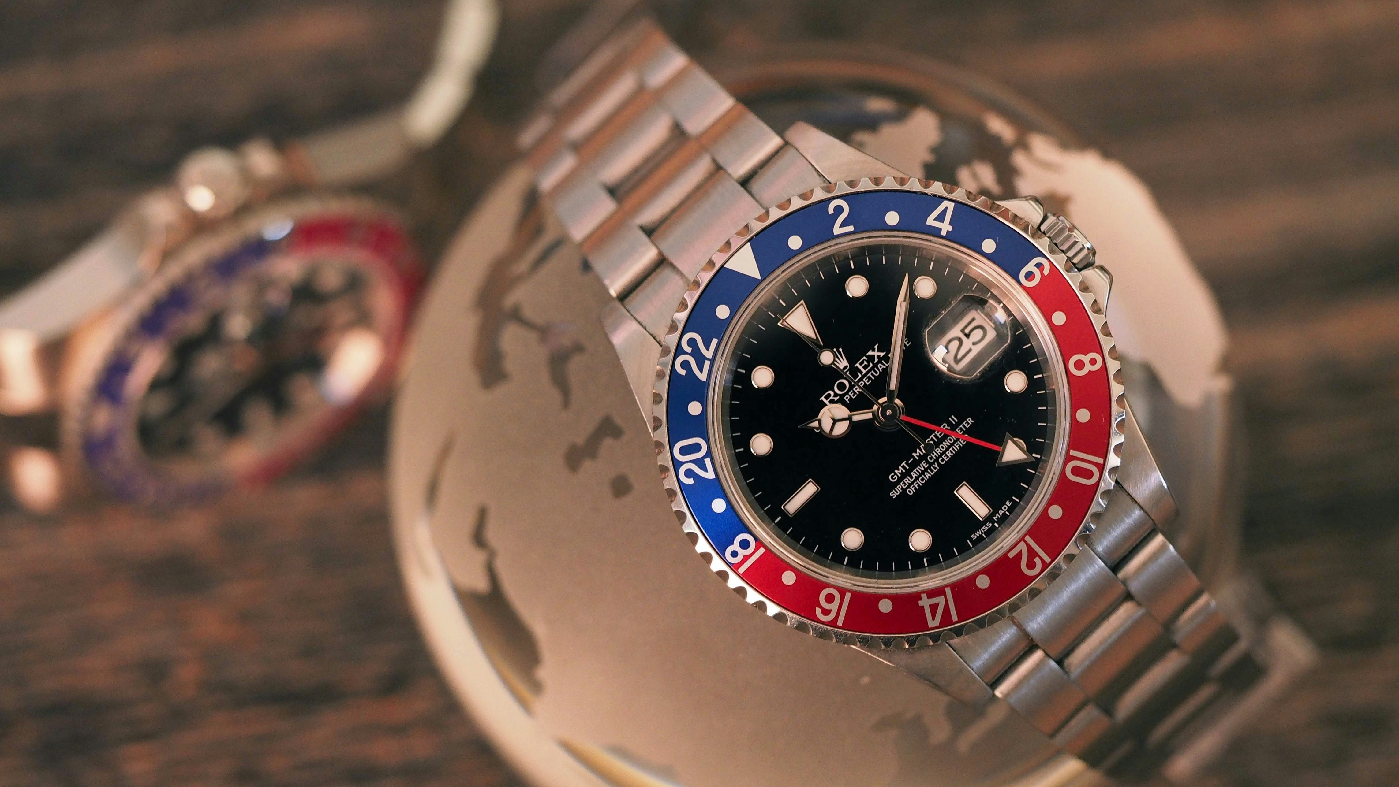 Seiko 5 SRPL99 phiên bản Pepsi giới hạn 7.000 chiếc