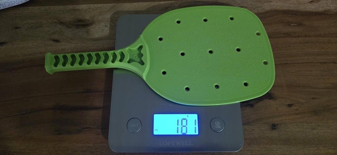 vot pickleball,  pickleball gia re,  doanh nhan pickleball,  Tyler pickleball,  vot Dollar Tree,  review vot pickleball,  choi pickleball,  pickleball chua chay,  vot Yeu Tinh Xanh,  the thao gia re anh 1