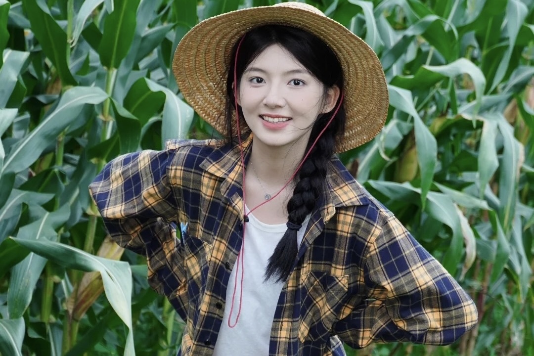 Nguoi tre Trung Quoc bo pho ve lam 'CEO nong thon' hinh anh