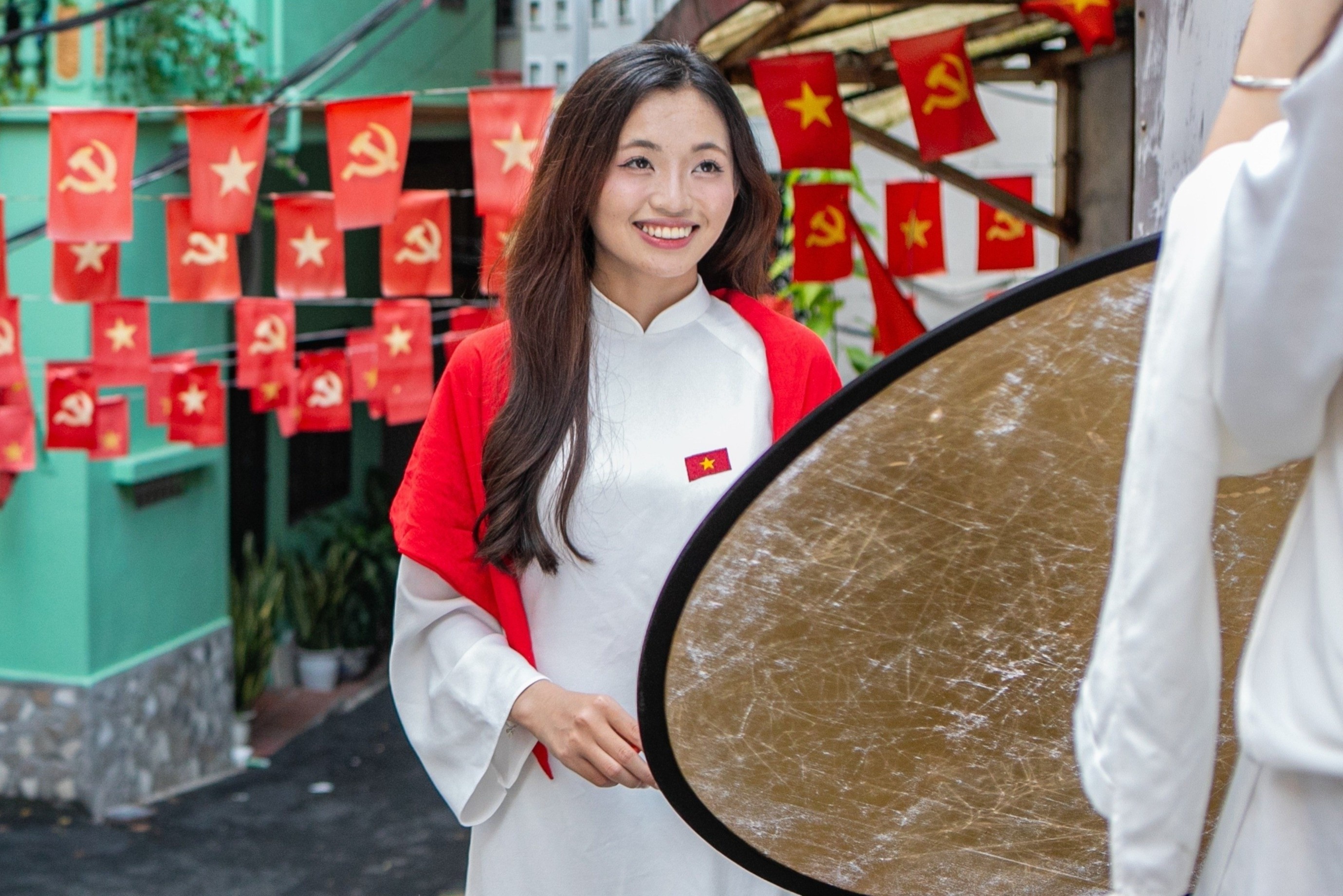 'Chay so' 200 km TP.HCM - Phan Thiet de chup ao dai hinh anh