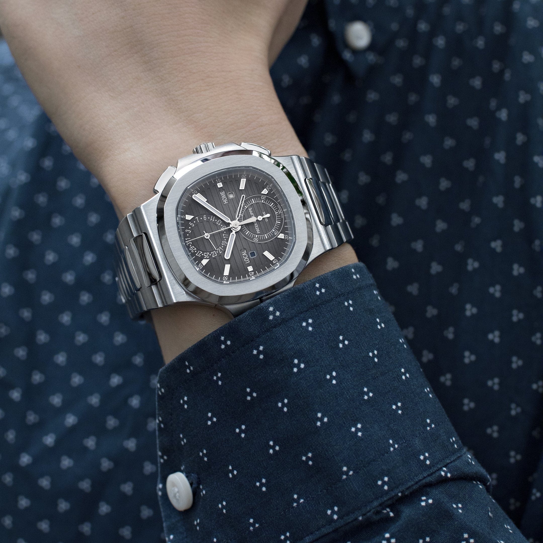 patek_philippe_nautilus_5990_1a.jpg