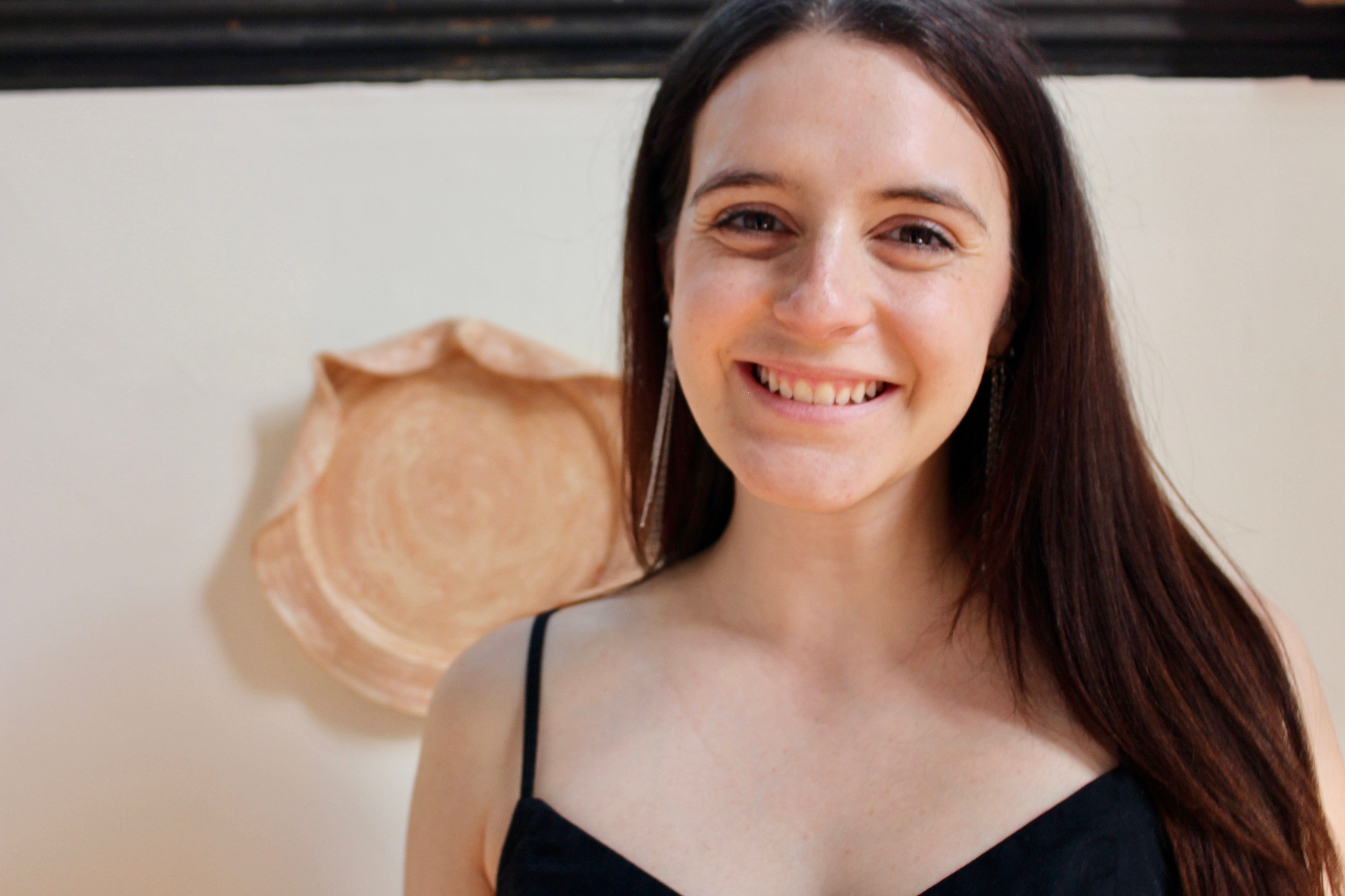 Co gai 27 tuoi chat vat tra no 25.000 USD, hoi han chi tieu xa hoa hinh anh