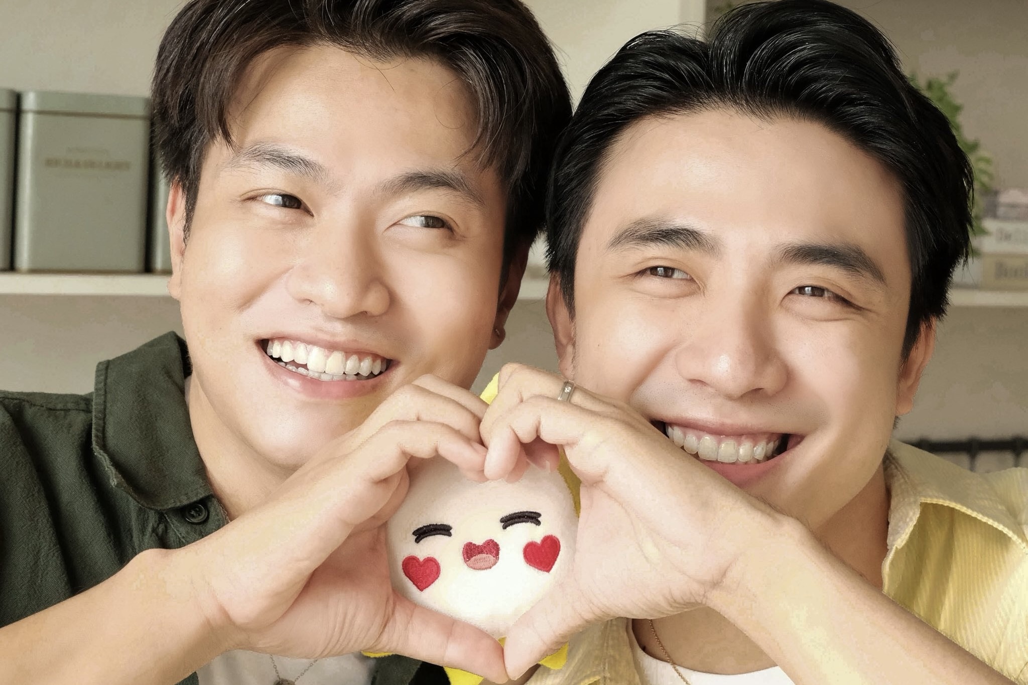 Thay gi khi Ninh Duong 'chay ve' fan meeting 2,8 trieu sau 3 phut hinh anh