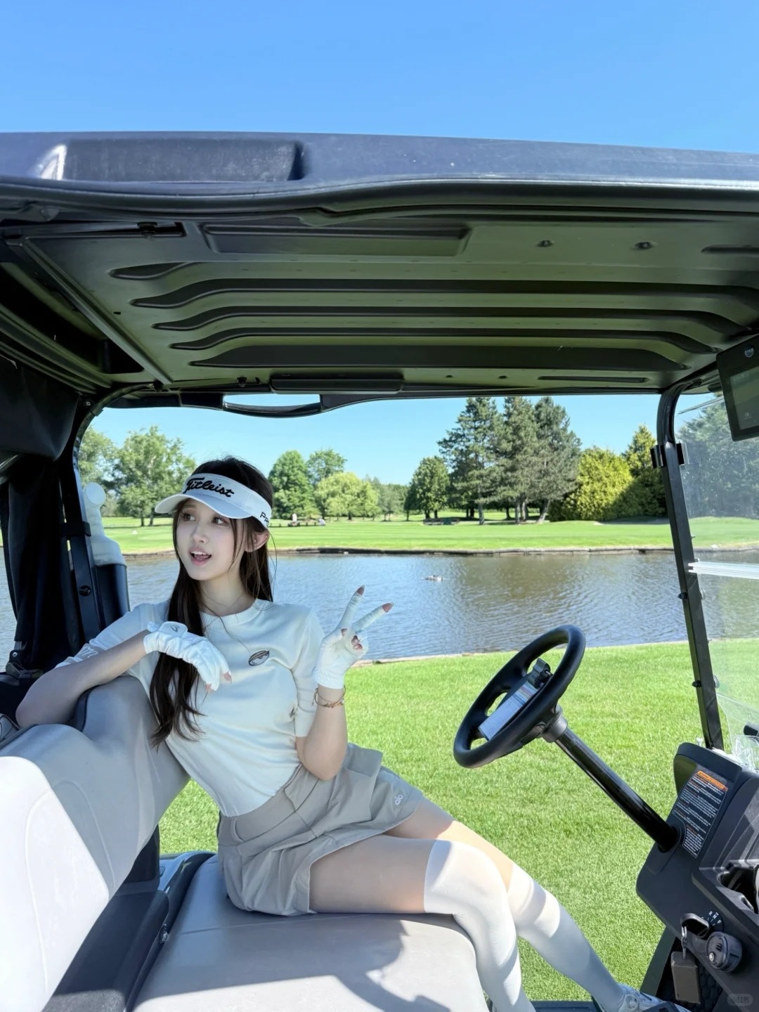 plog_golf_vibe_Mayfair_Lakes_1_.jpg