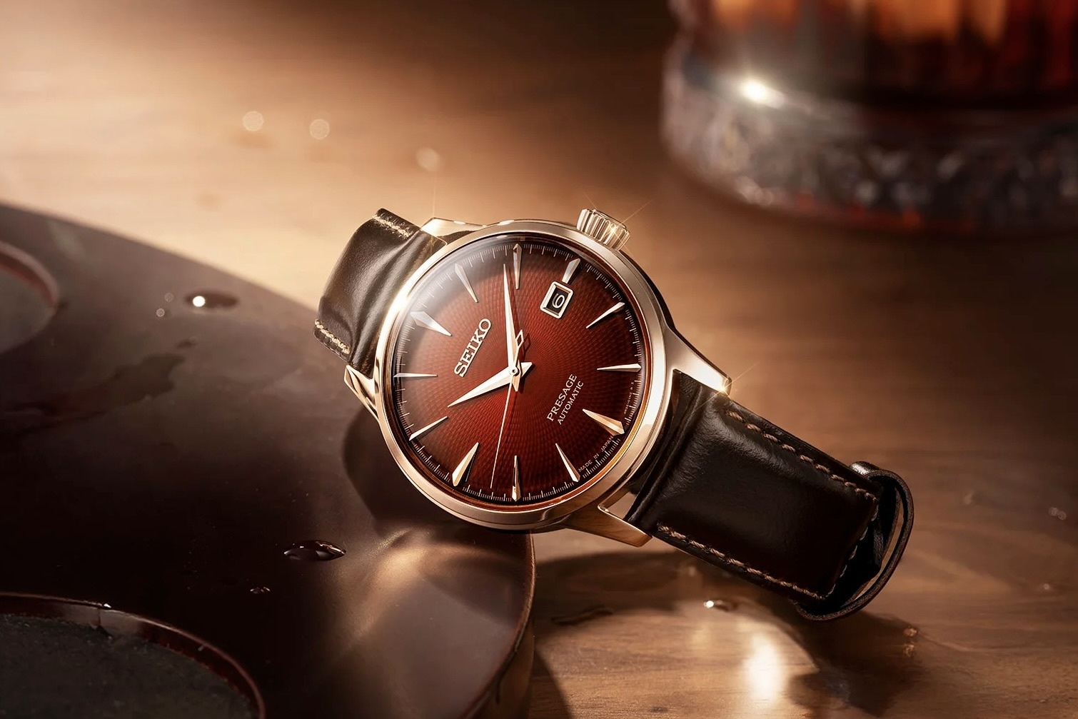 Co 1.200 USD, mua dong ho gi tuan nay? hinh anh