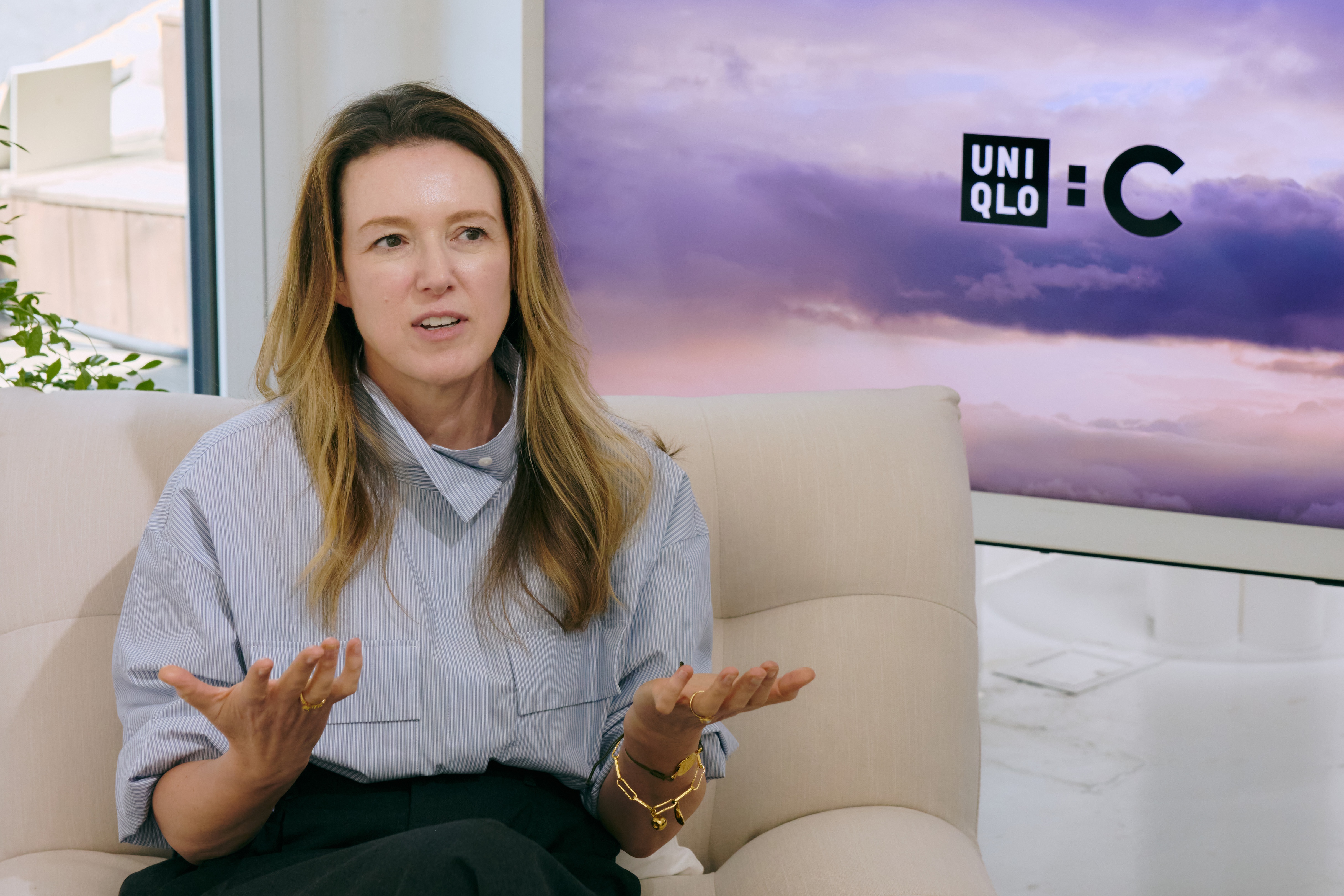 Bai toan thiet ke cua Giam doc sang tao Uniqlo hinh anh