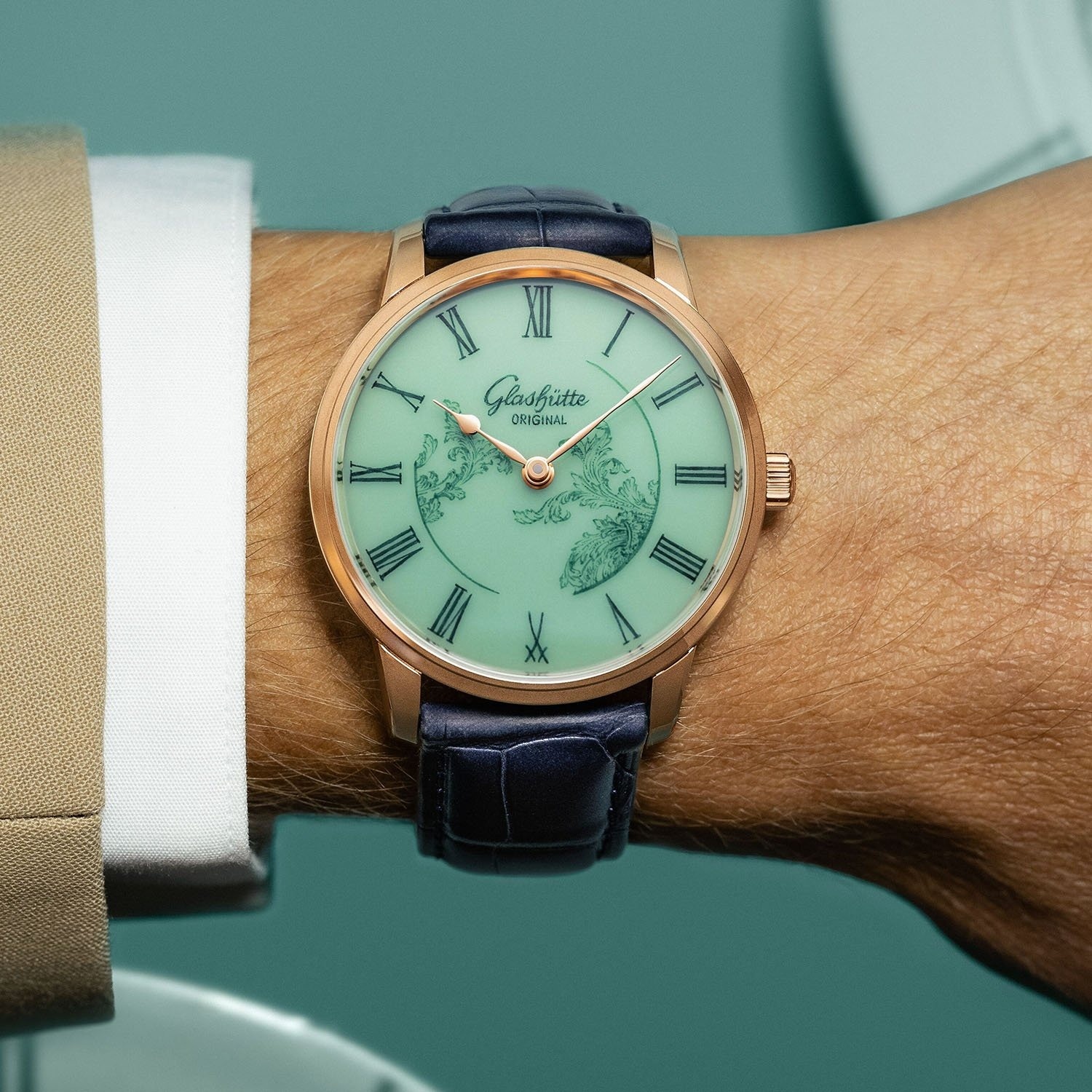 dong ho xa xi, kiet tac dong ho, Hublot 69000 USD, On wrist anh 7