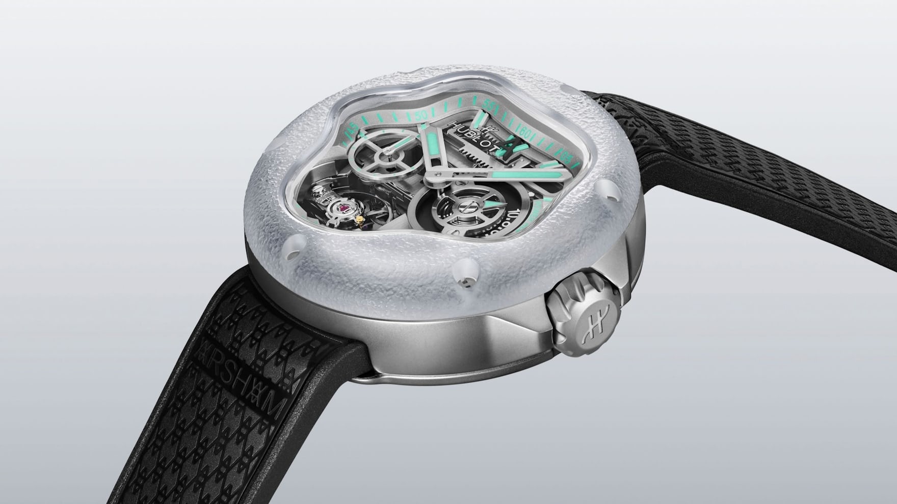 dong ho xa xi, kiet tac dong ho, Hublot 69000 USD, On wrist anh 2