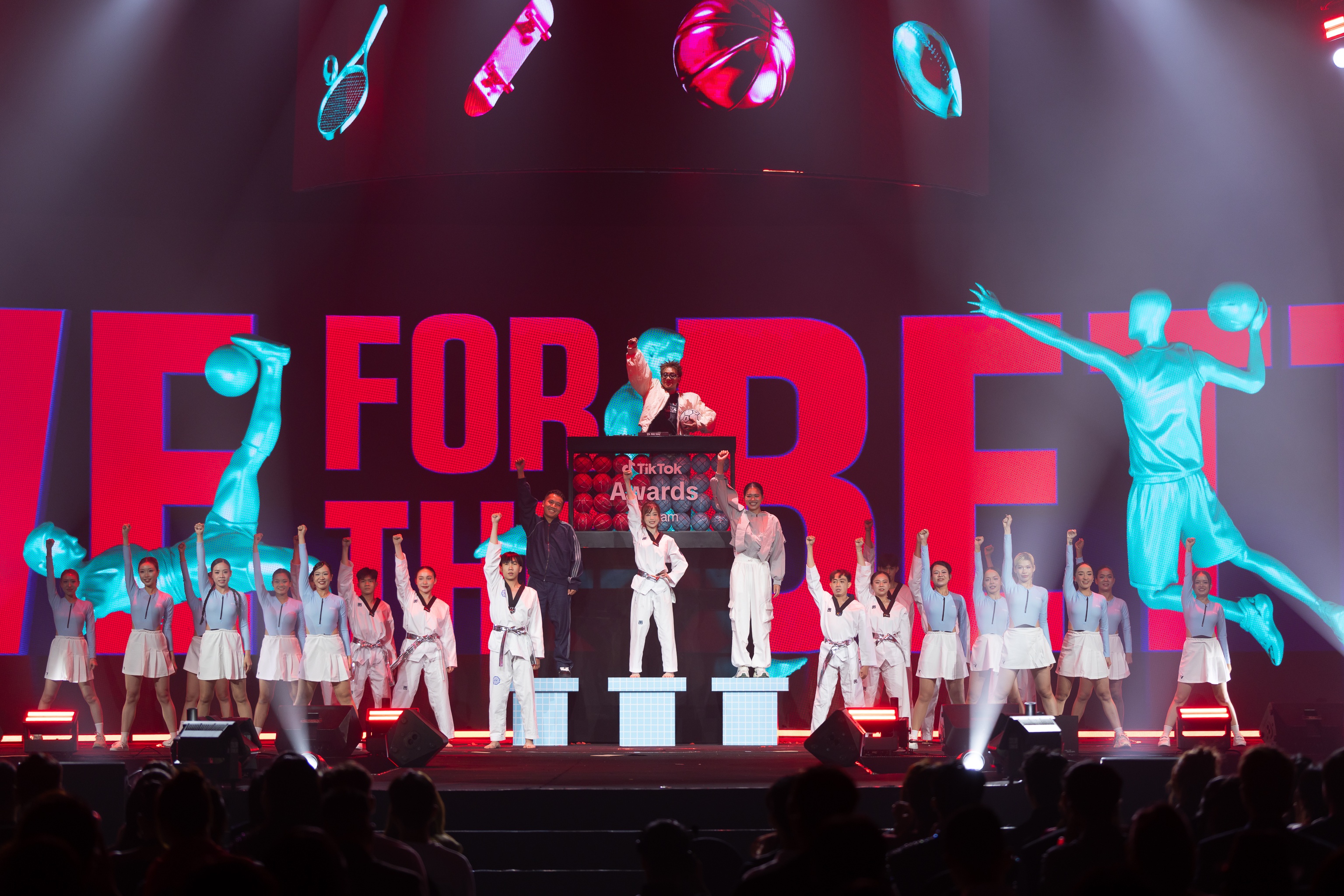 đại minh tinh, văn mai hương, TikTok Awards Việt Nam, Move for Better, lễ trao giải ảnh 11 dai minh tinh, van mai huong, TikTok Awards Viet Nam, Move for Better, le trao giai anh 11