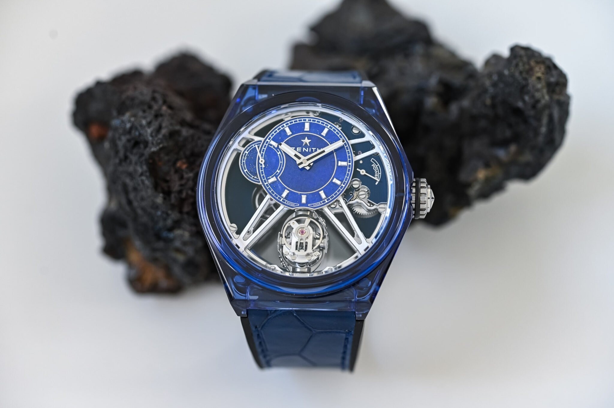 Zenith_Defy_Zero_G_Sapphire_Limi_1_.jpg