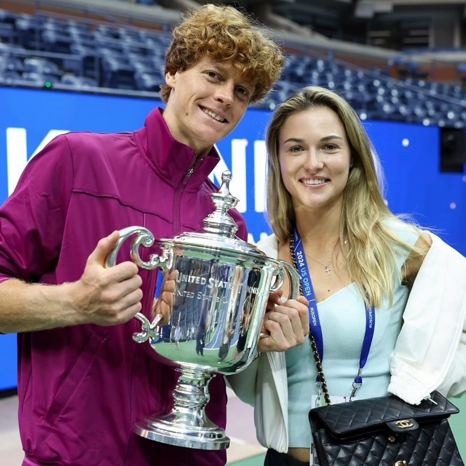 Jannik Sinner,  bạn gái Jannik Sinner,  Laila Hasanovic,  Sinner công khai,  người mẫu Đan Mạch,  tay vợt Italy ảnh 2 Jannik Sinner,  ban gai Jannik Sinner,  Laila Hasanovic,  Sinner cong khai,  nguoi mau Dan Mach,  tay vot Italy anh 2