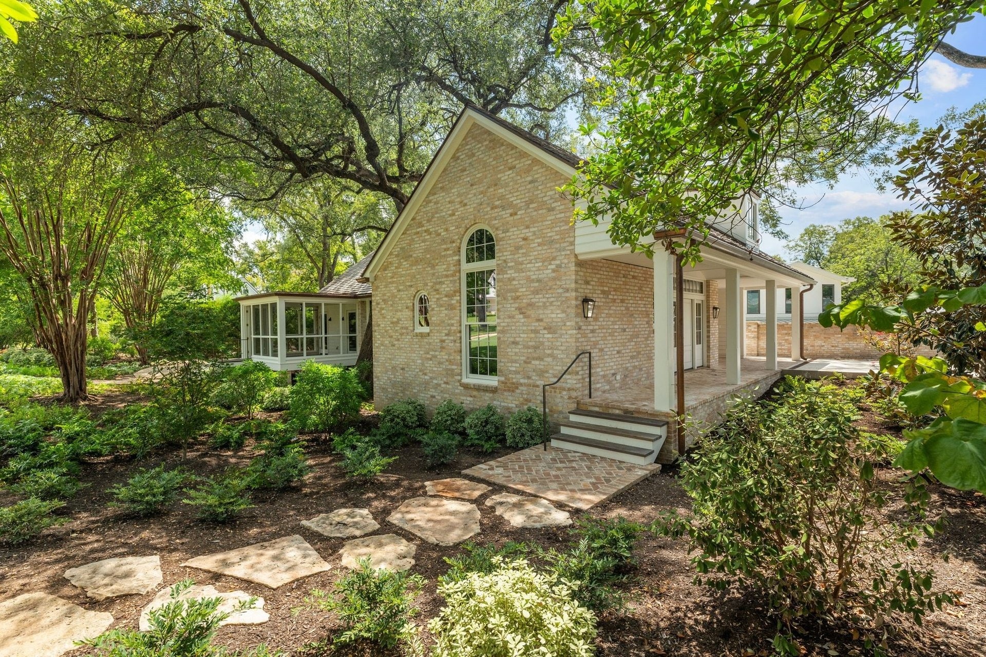 Emma Stone biet thu,  biet thu Austin,  Emma Stone nha,  biet thu 26 trieu anh 12