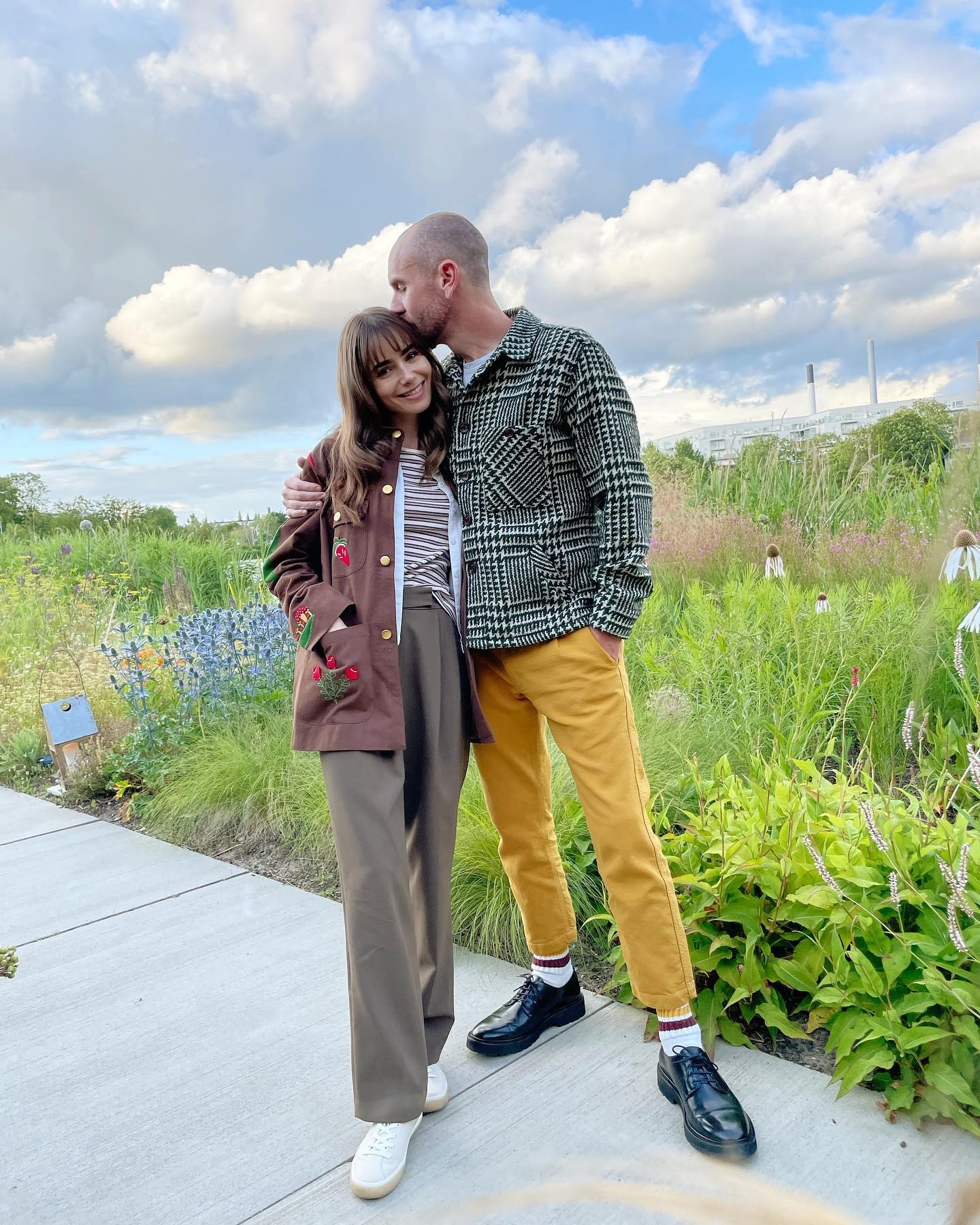 Lily Collins nhà, Emily in Paris nhà, Case Study House 10, biệt thự Pasadena, bất động sản Hollywood ảnh 8 Lily Collins nha, Emily in Paris nha, Case Study House 10, biet thu Pasadena, bat dong san Hollywood anh 8