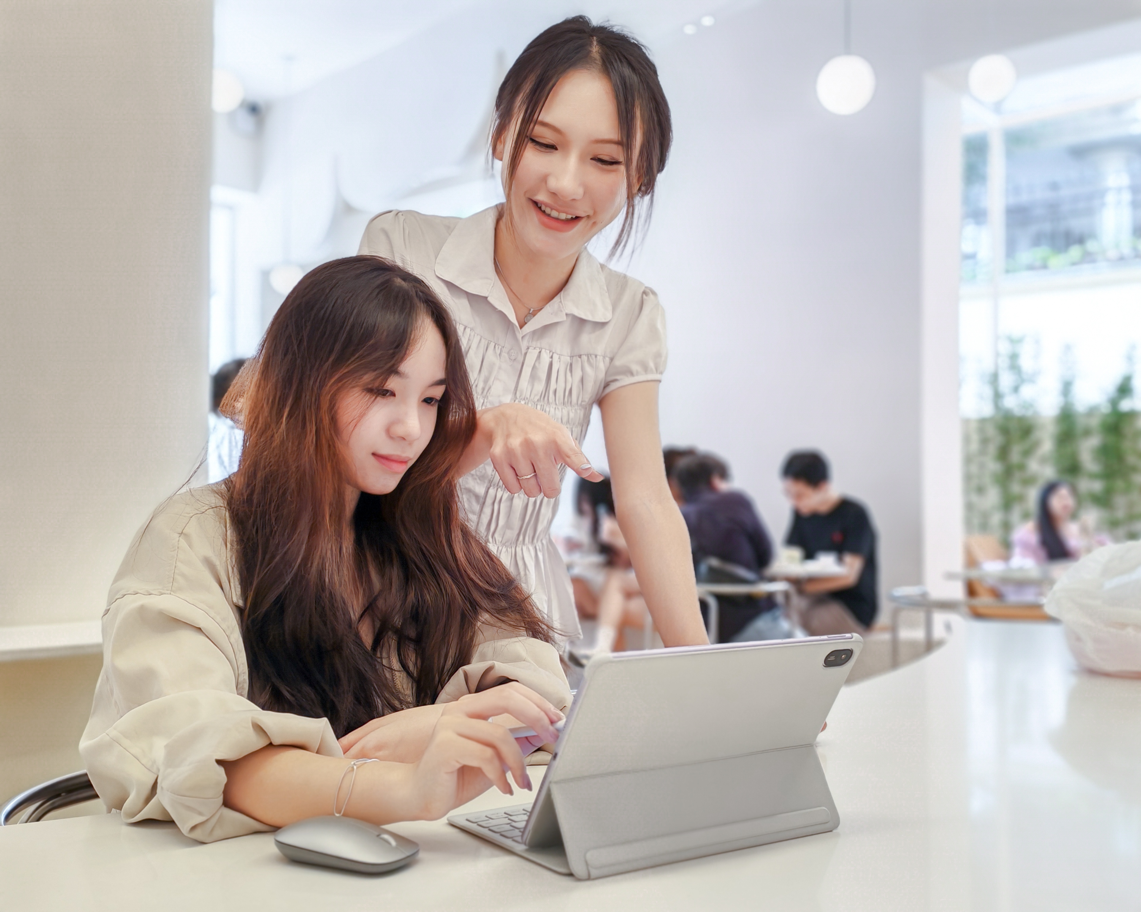 the he 'vo long',  gen z di lam,  nhan su gen z,  gen z tot nghiep anh 1